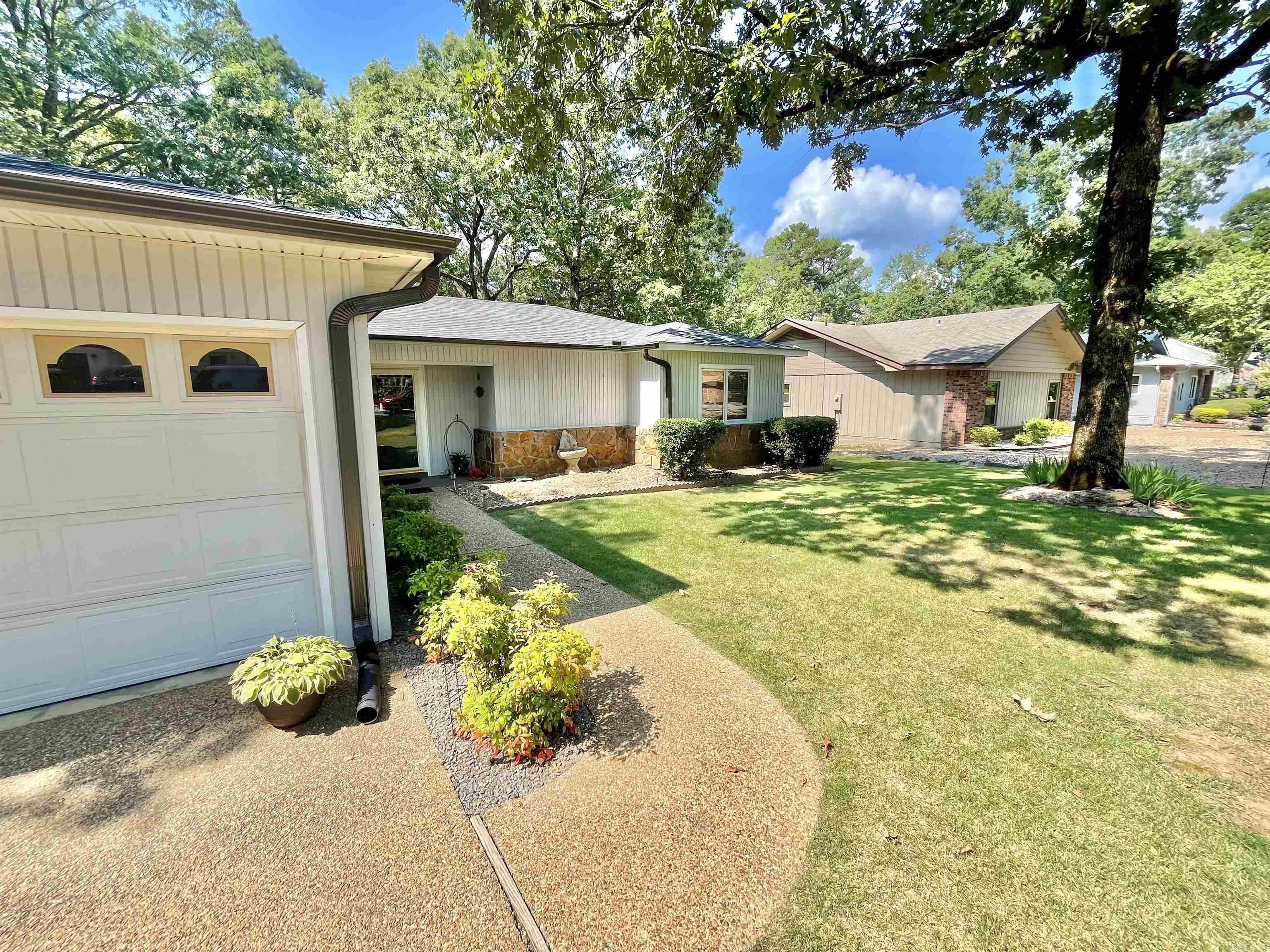 55 Alicante Road Hot Springs Village, AR 71909