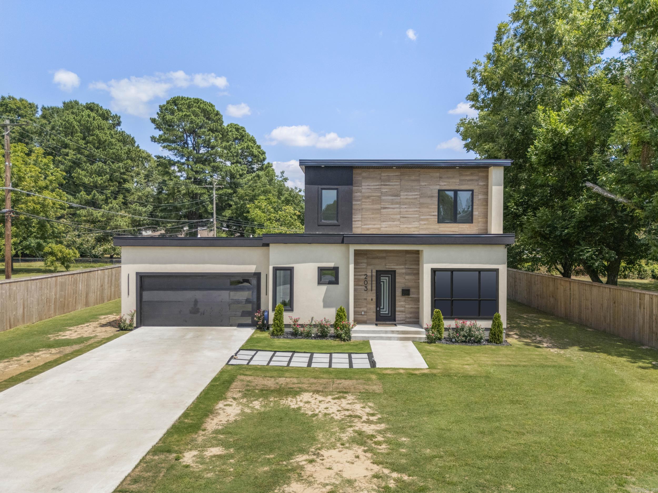 203 N Jeff Davis Avenue Jacksonville, AR 72076