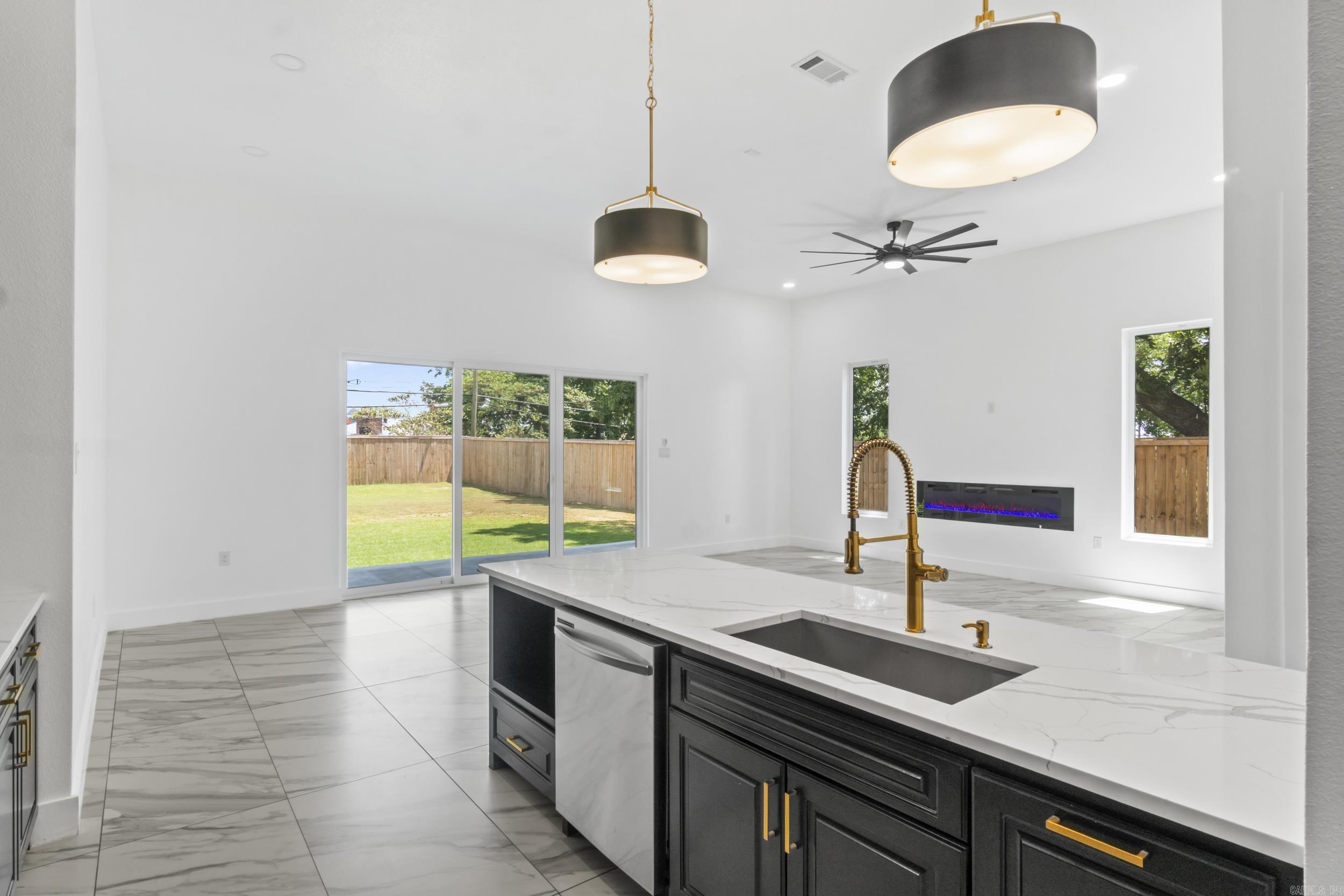 203 N Jeff Davis Avenue Jacksonville, AR 72076