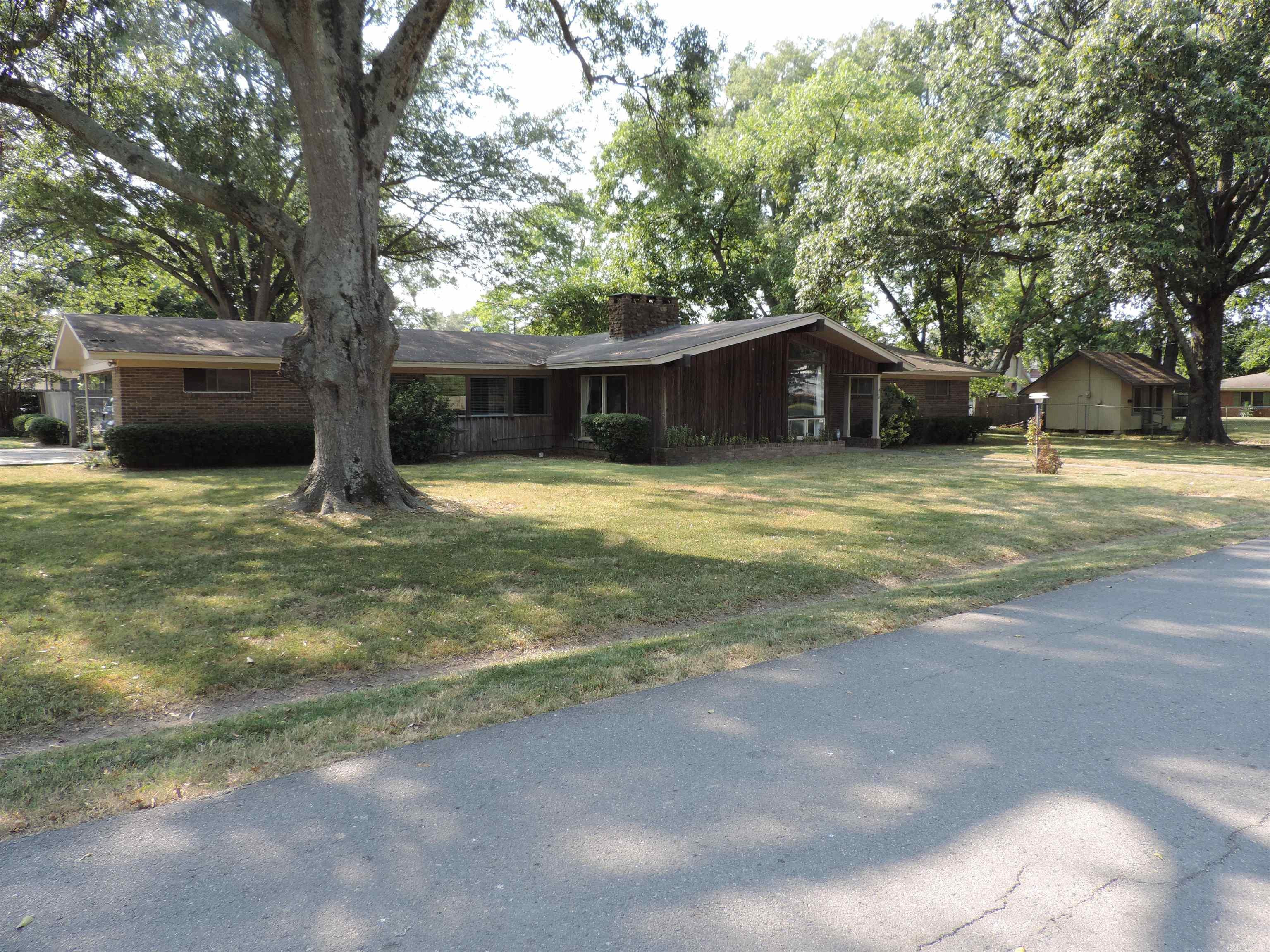 410 Adams Street Dumas, AR 71639
