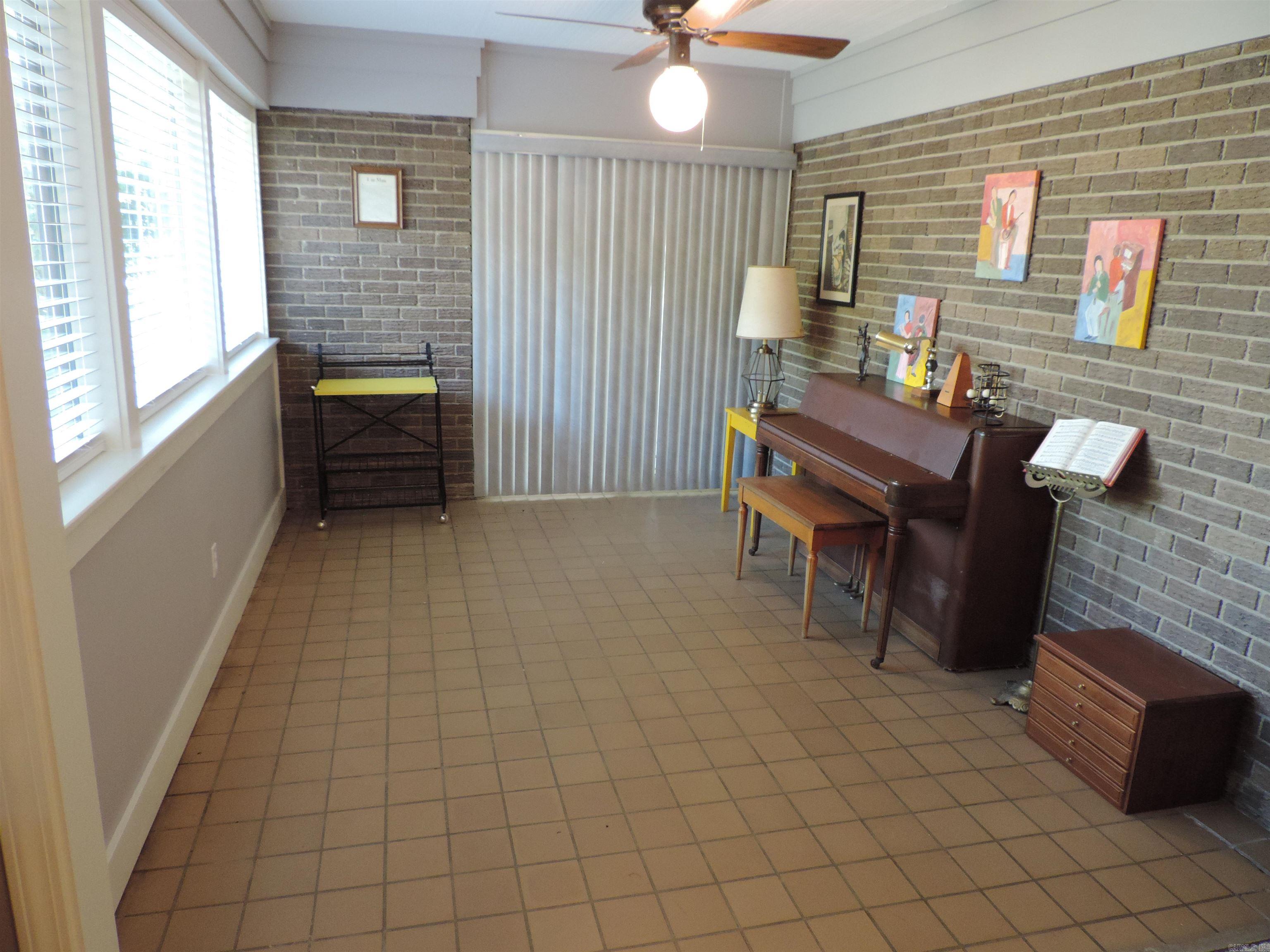 410 Adams Street Dumas, AR 71639