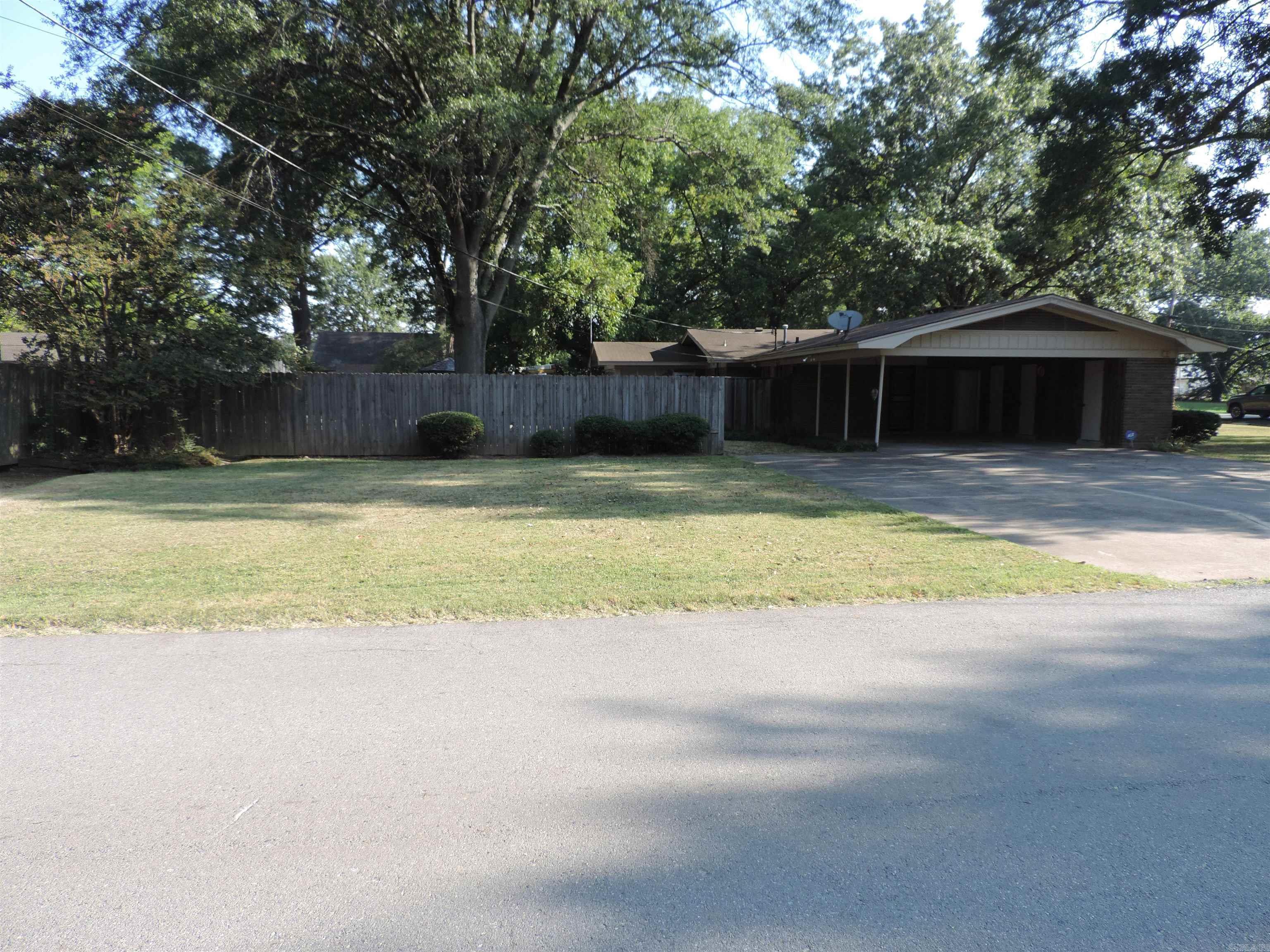 410 Adams Street Dumas, AR 71639