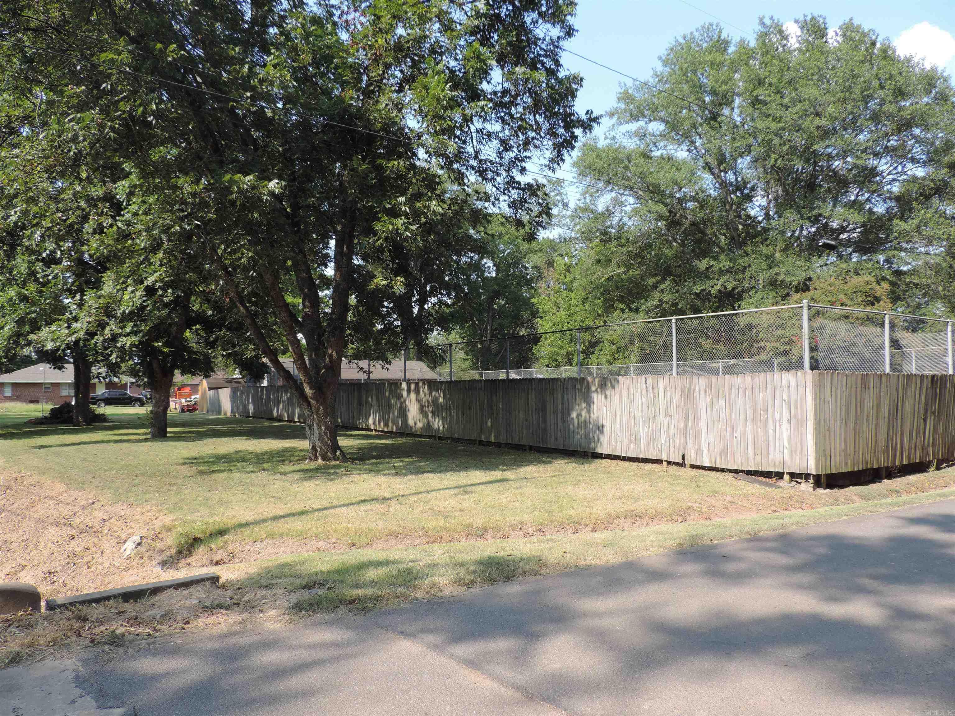 410 Adams Street Dumas, AR 71639