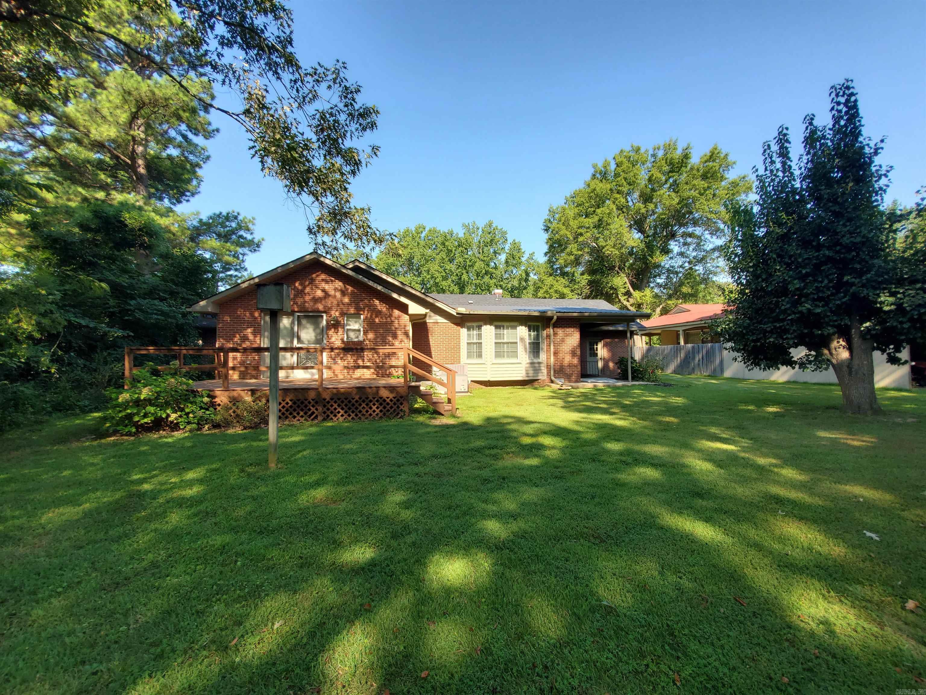 305 N 8th  Piggott, AR