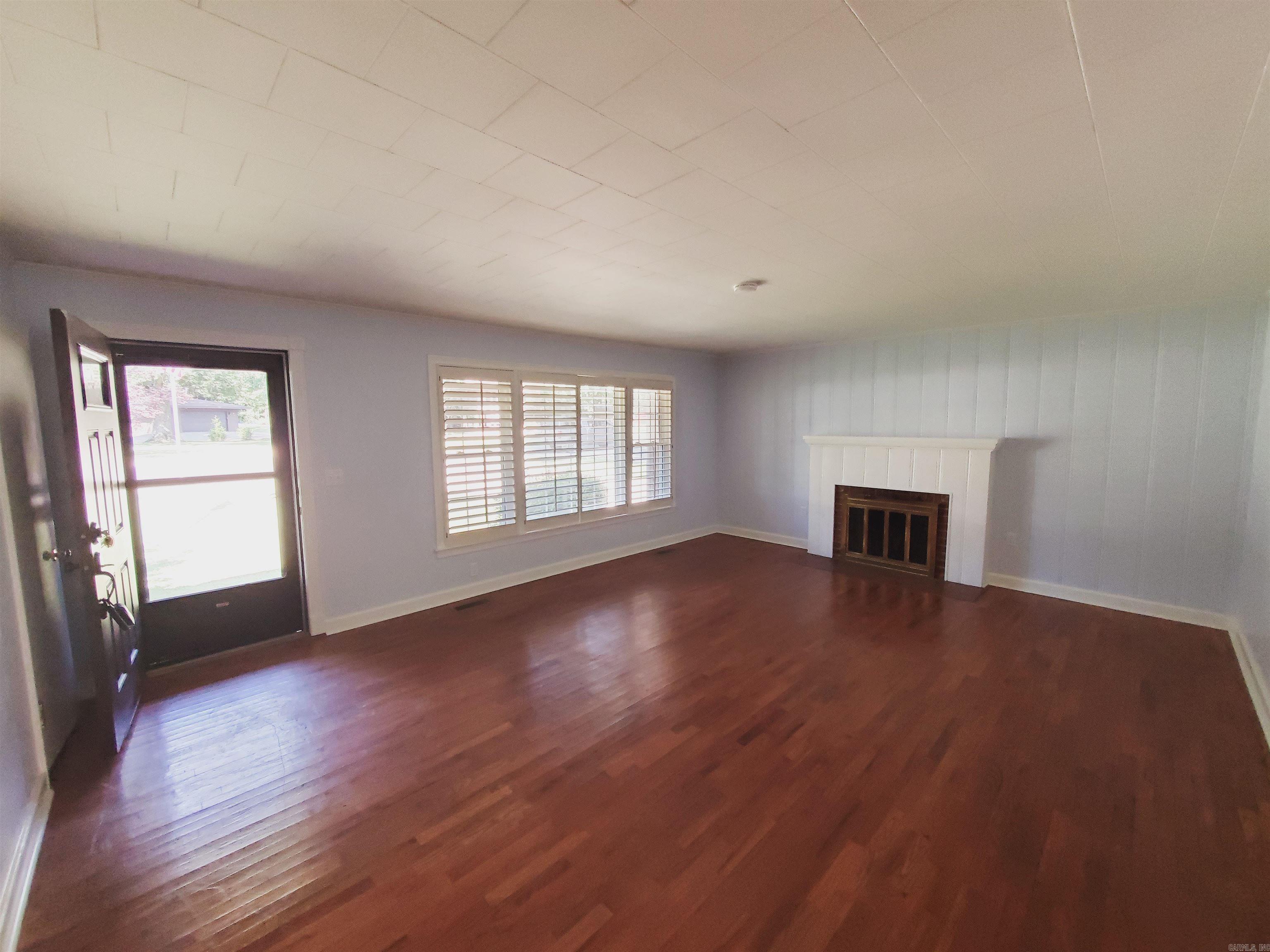 305 N 8th  Piggott, AR