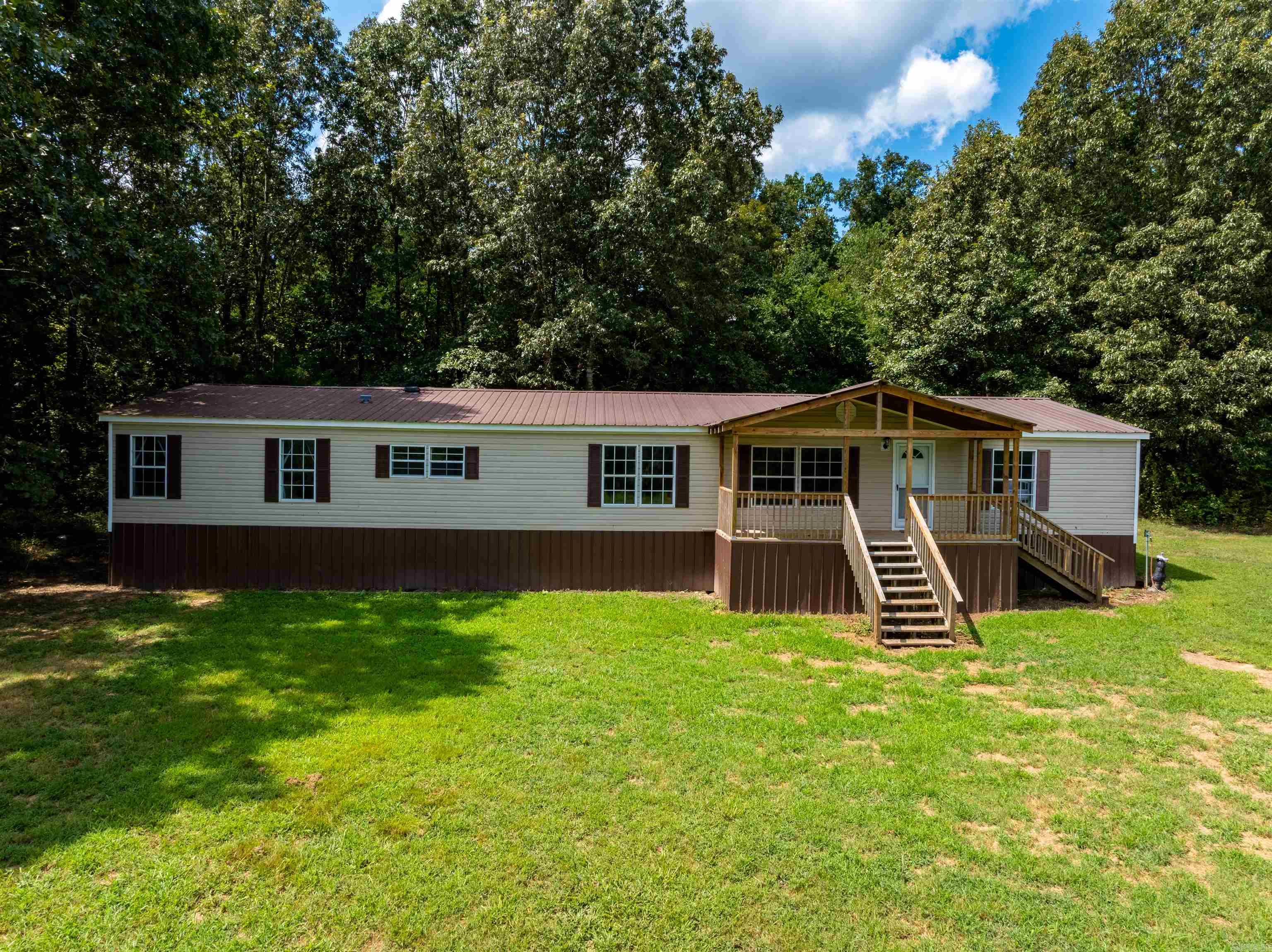 1046 Grange Rd  Cave City, AR