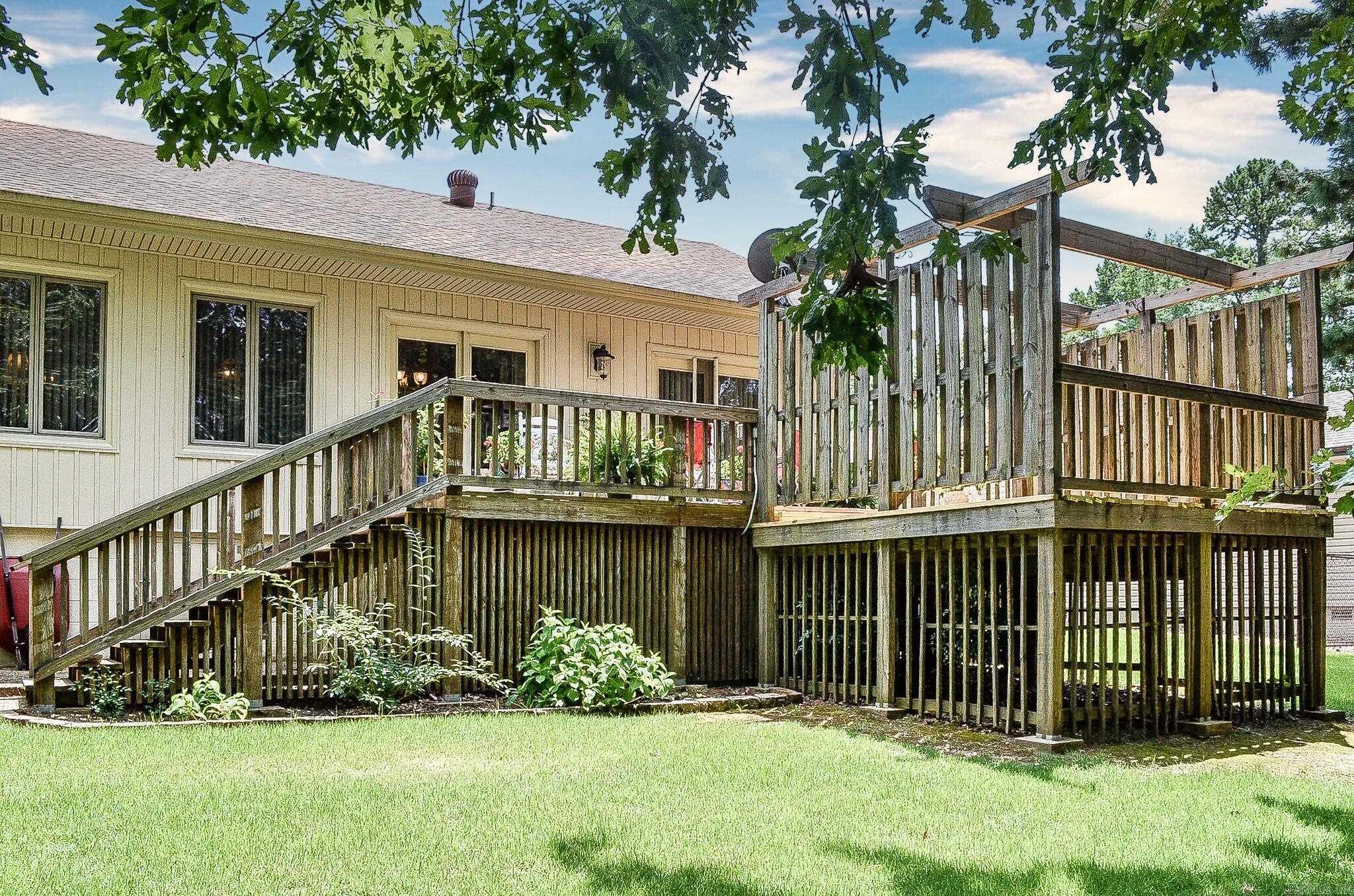 10 Meseta  Hot Springs Village, AR