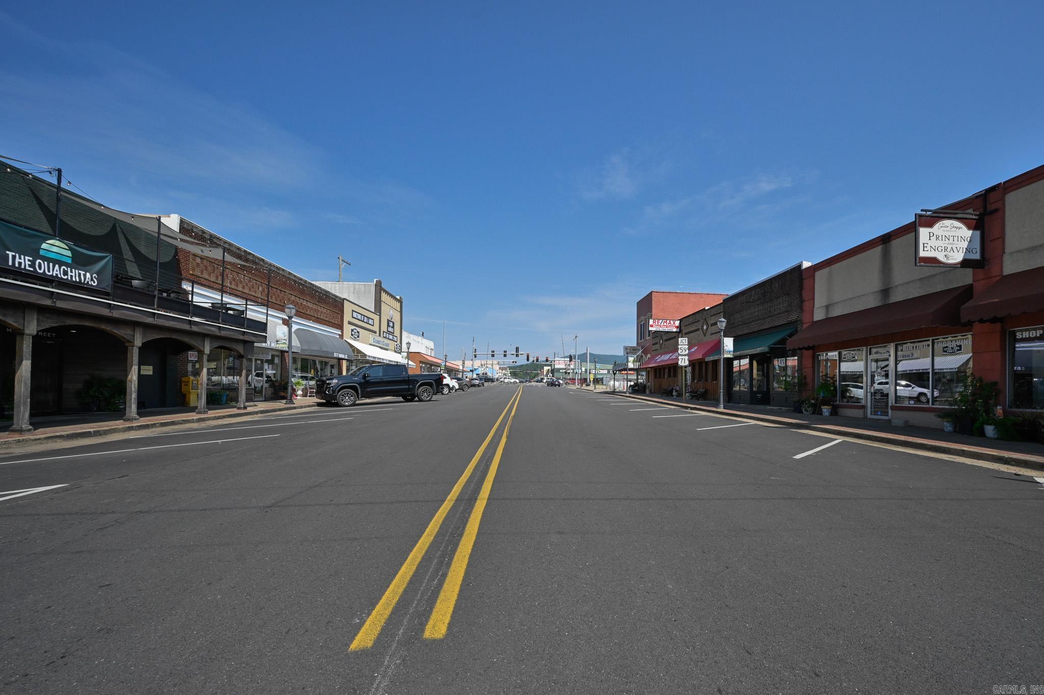 821 Mena St  Mena, AR