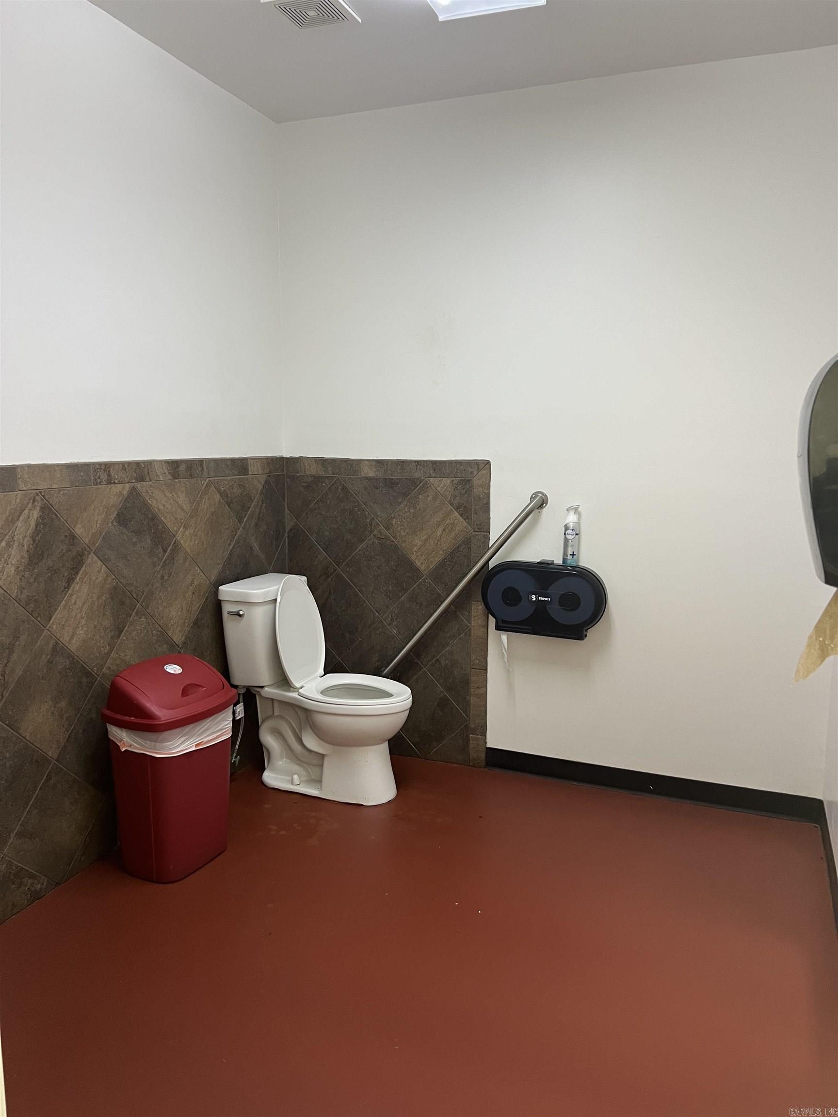 402 E Martin Luther King Dr  Madison, AR