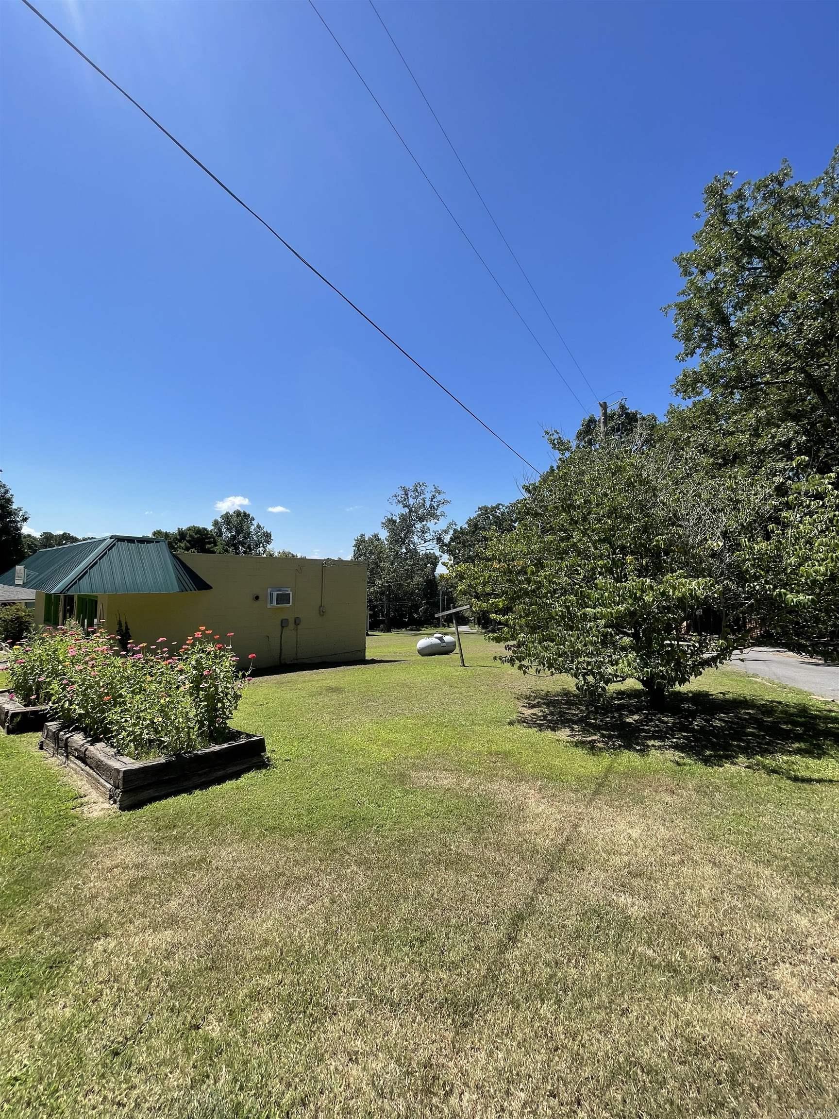 10249 Edgemont Rd.  Edgemont, AR