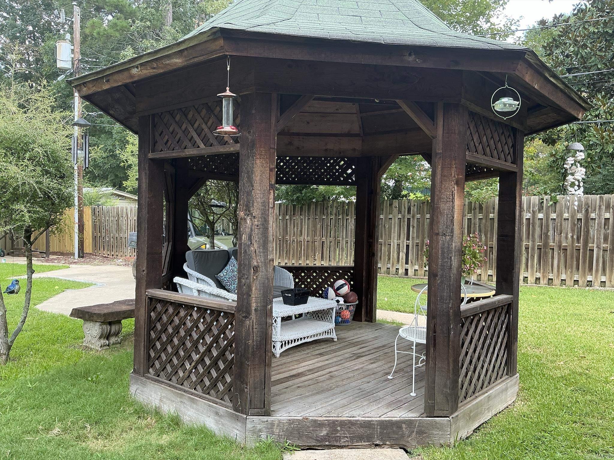 1008 Walnut Crossett, AR 71635