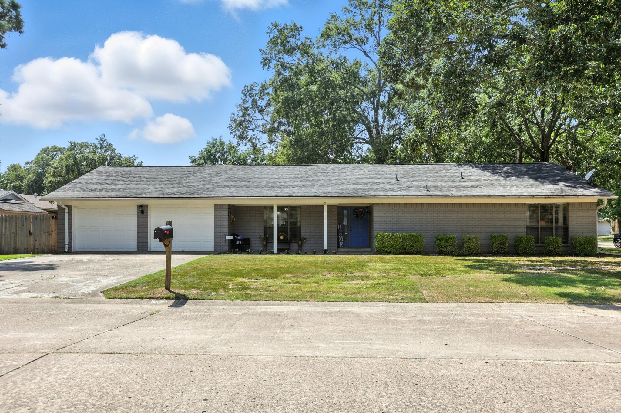 15 Brier Springs  Conway, AR