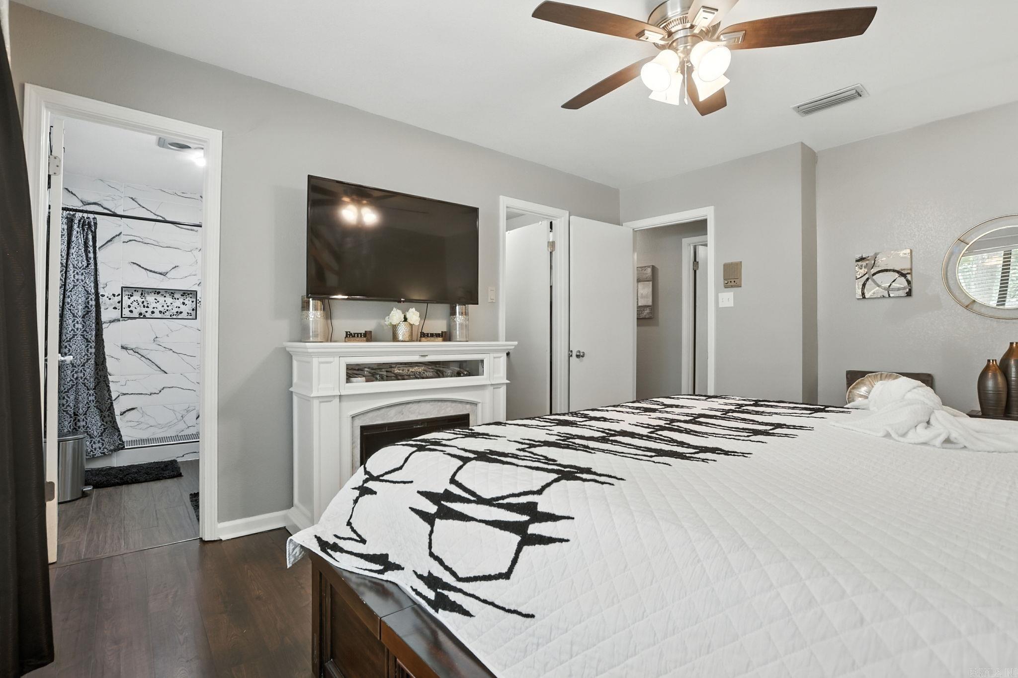 15 Brier Springs  Conway, AR