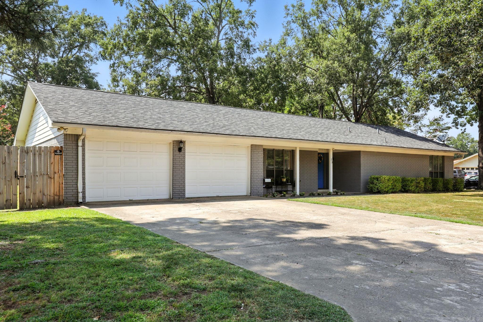 15 Brier Springs  Conway, AR