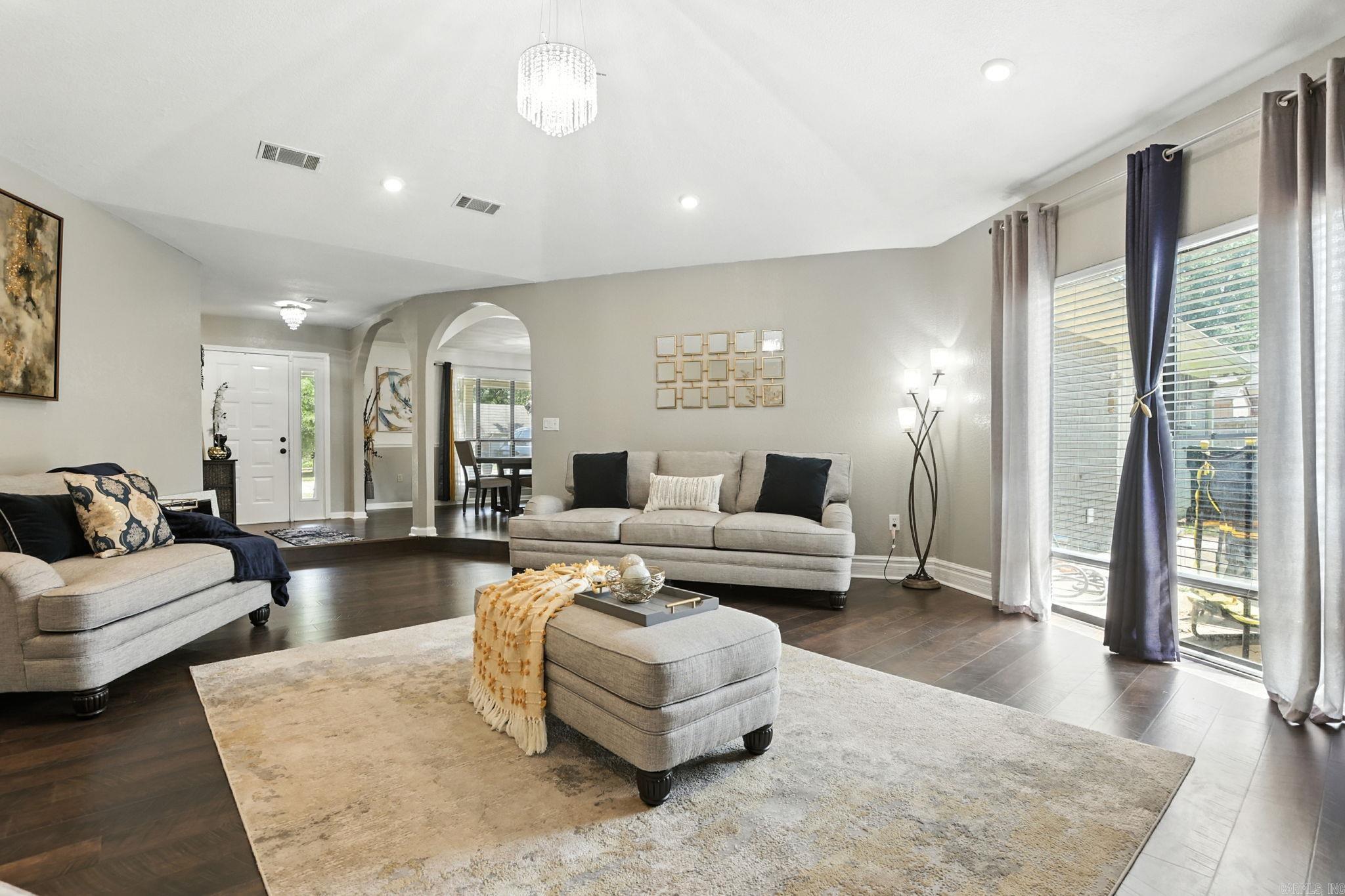 15 Brier Springs  Conway, AR