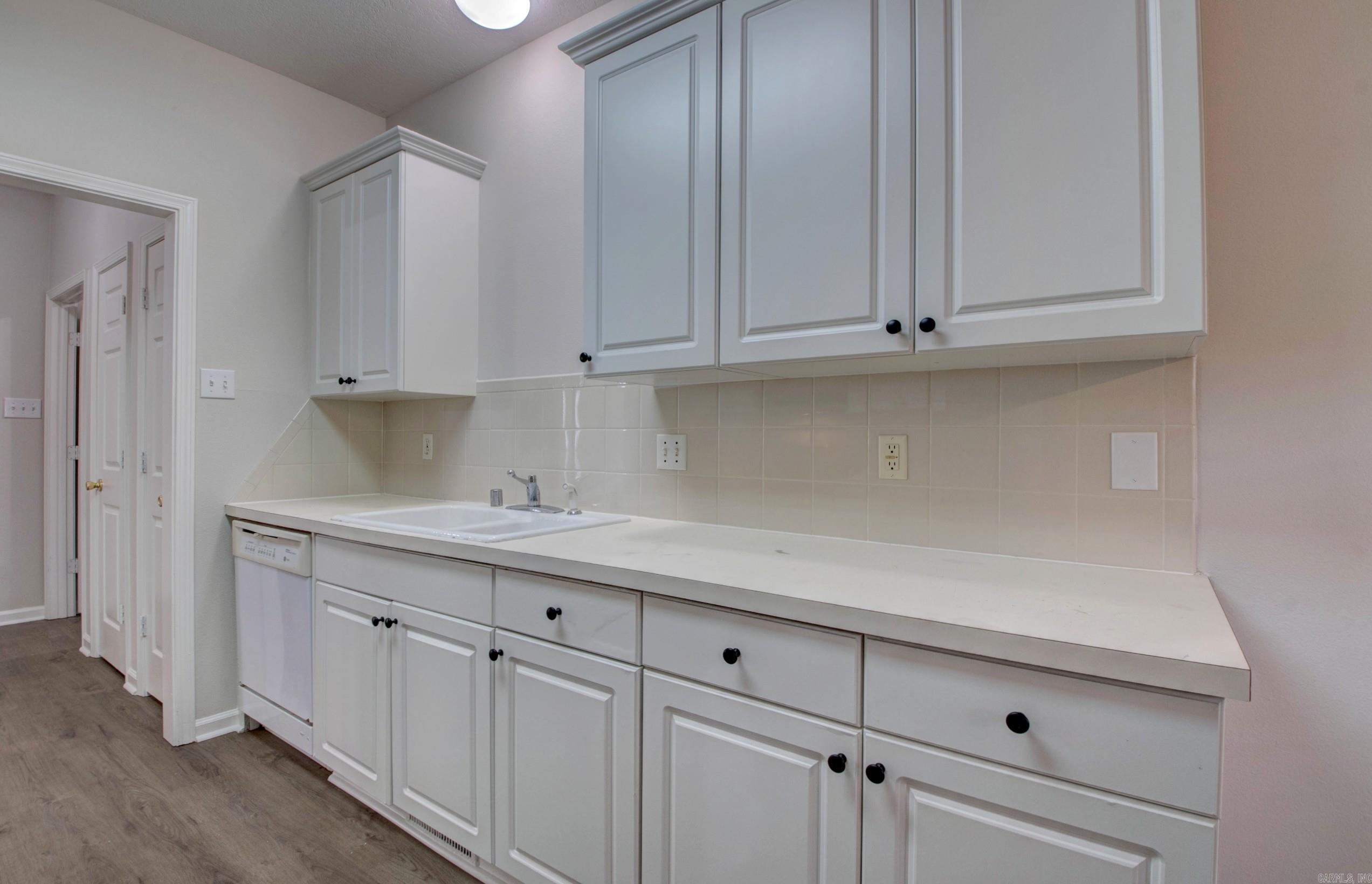 12825 Westglen Drive Little Rock, AR 72211-0000