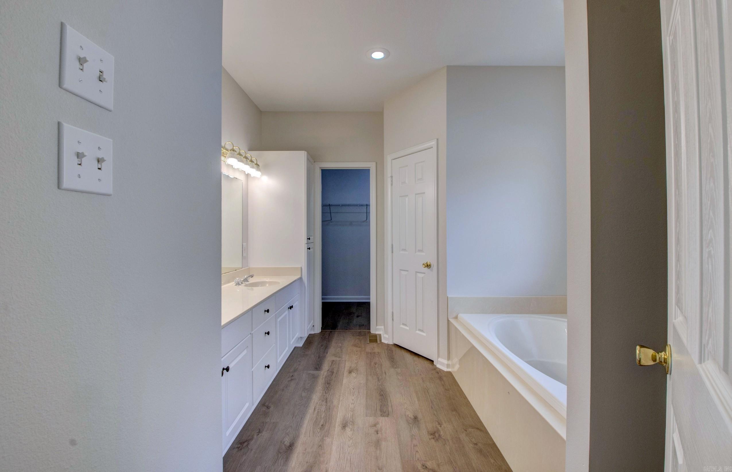 12825 Westglen Drive Little Rock, AR 72211-0000