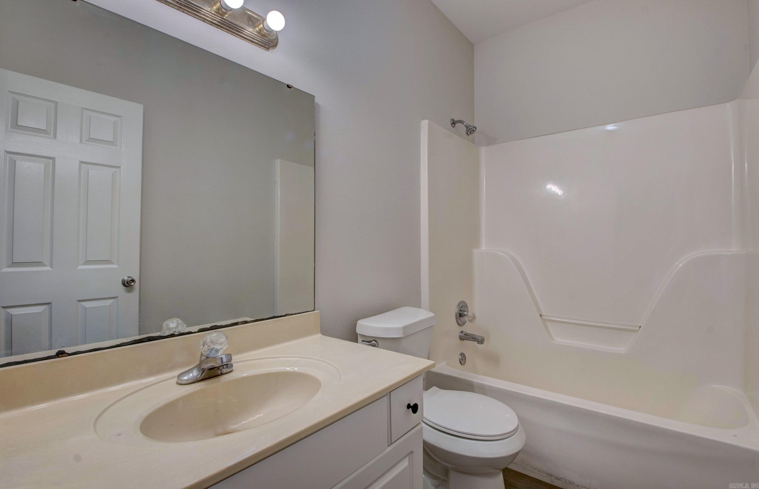 12825 Westglen Drive Little Rock, AR 72211-0000