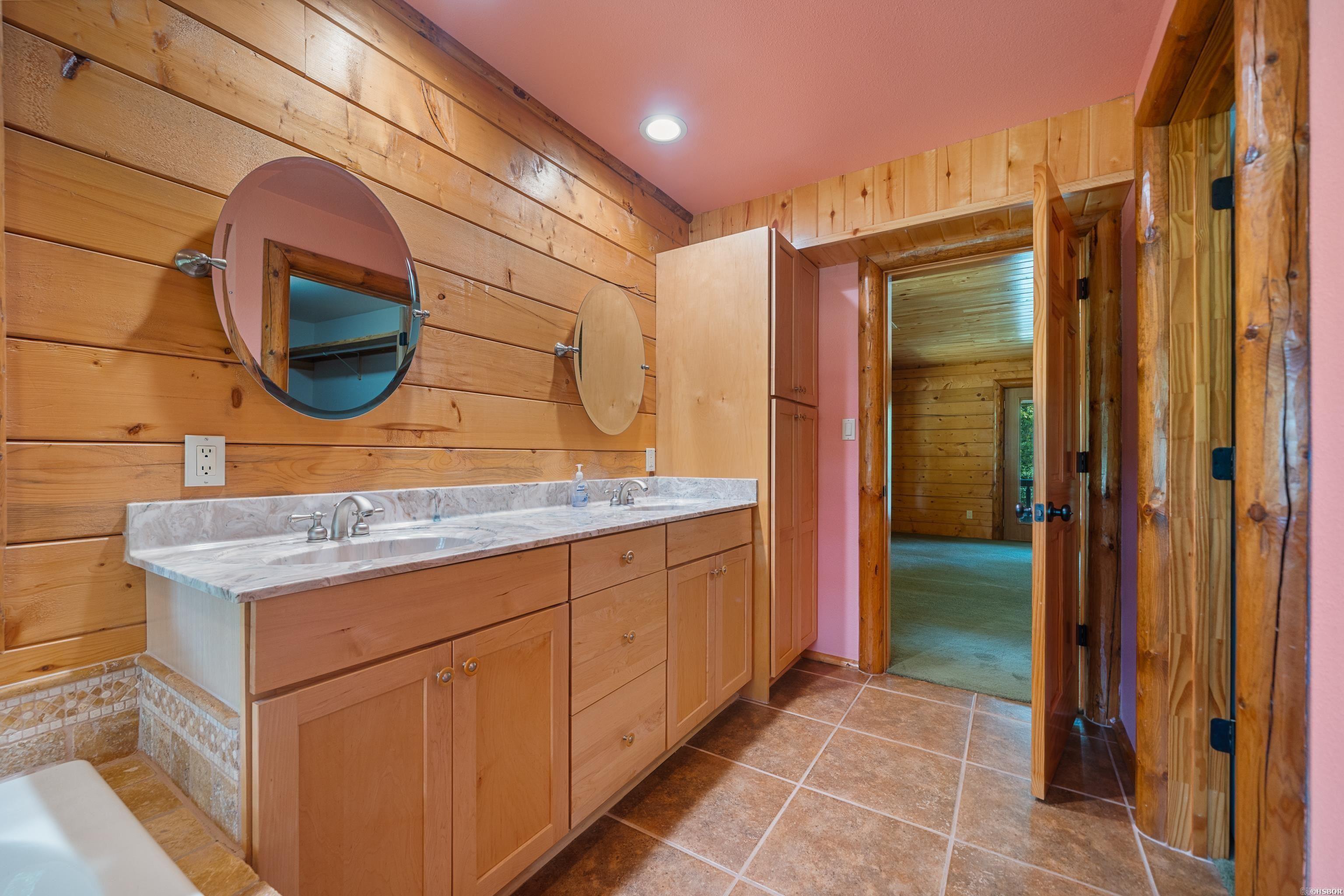 1646 Brady Mountain Road Royal, AR 71968