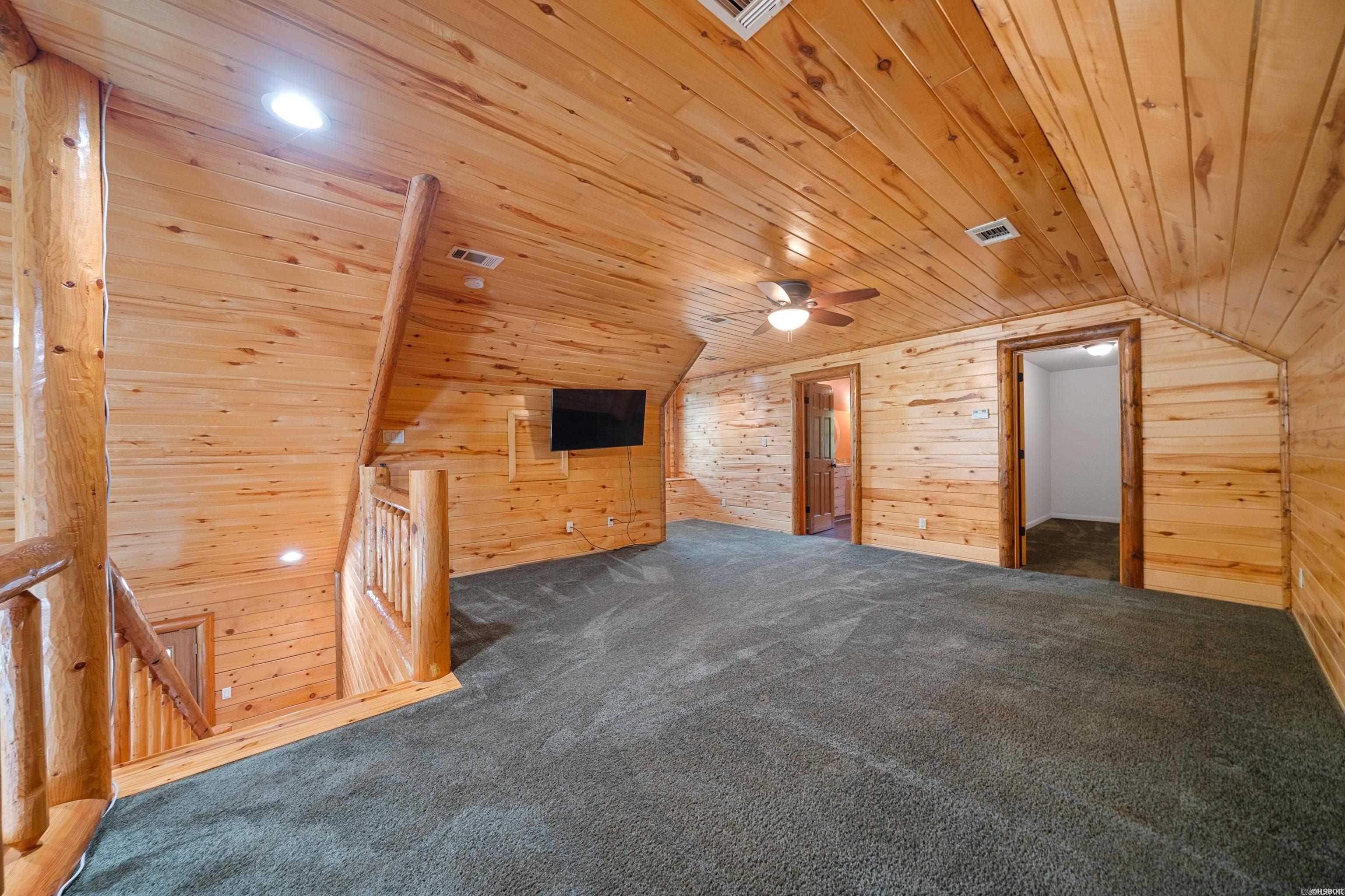 1646 Brady Mountain Road Royal, AR 71968