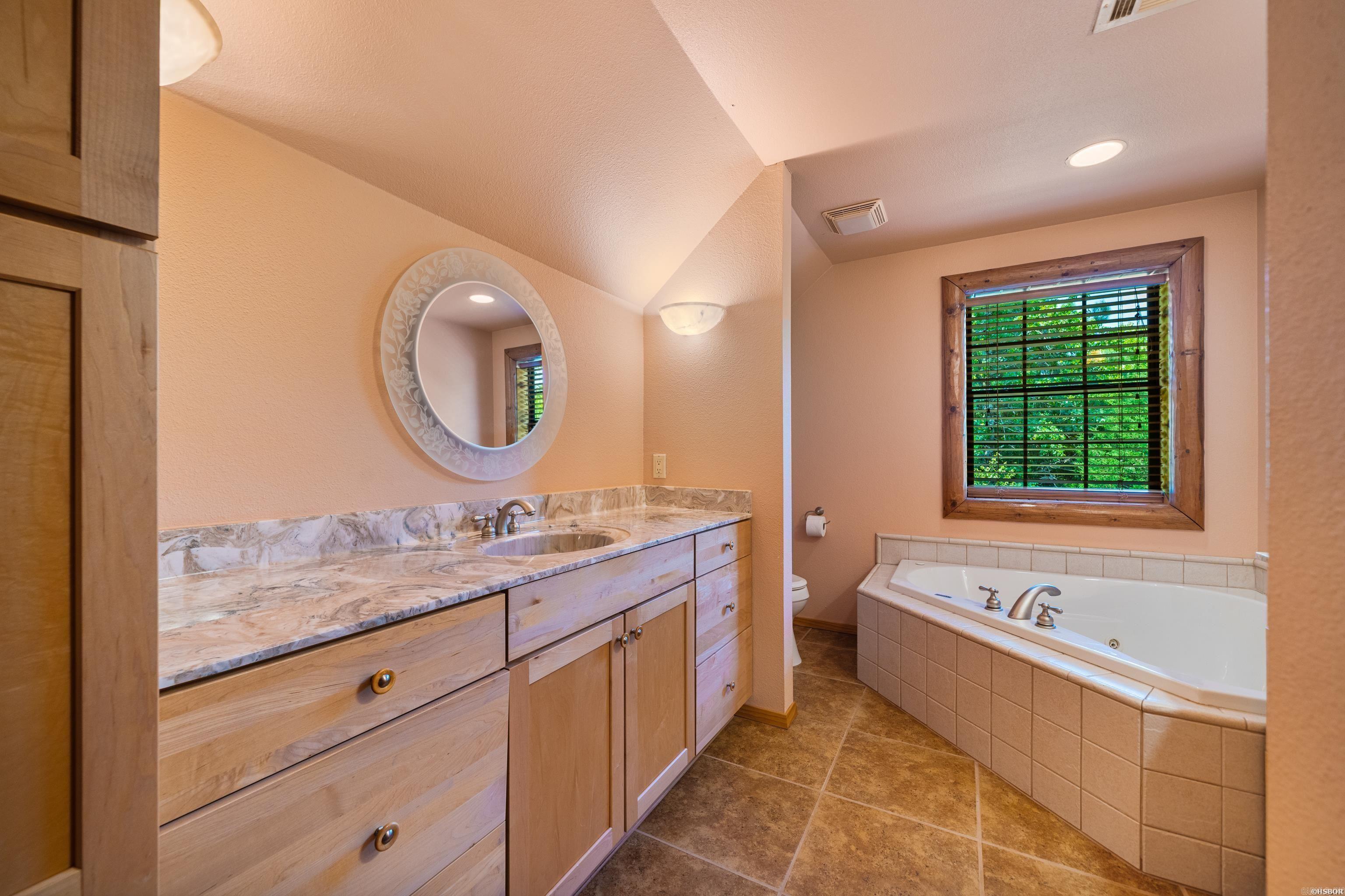 1646 Brady Mountain Road Royal, AR 71968