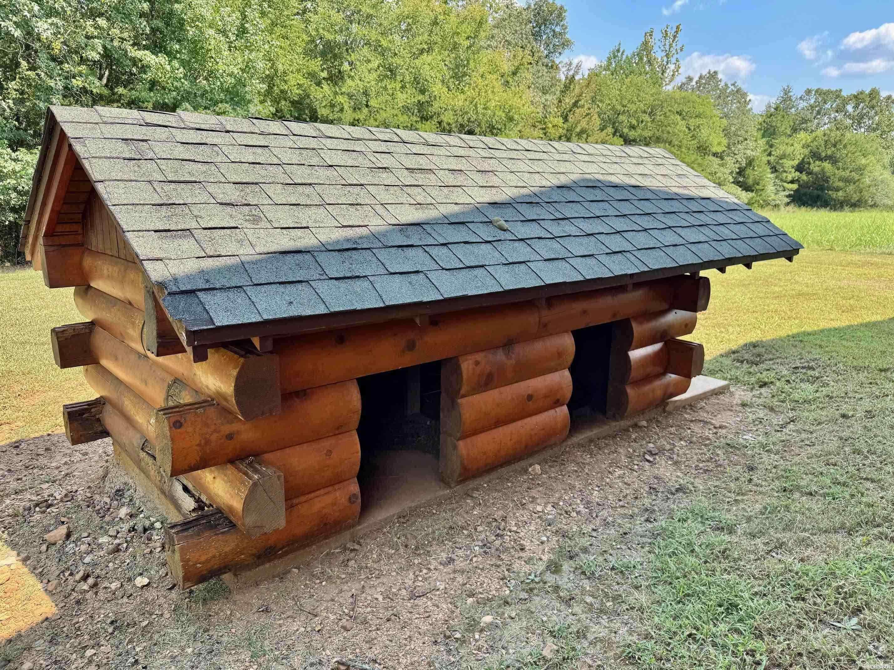 1646 Brady Mountain Road Royal, AR 71968