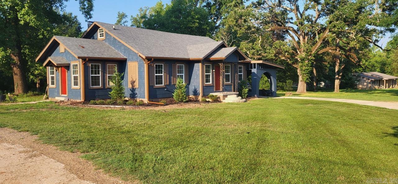 4302 E 9th St. Texarkana, AR 71854