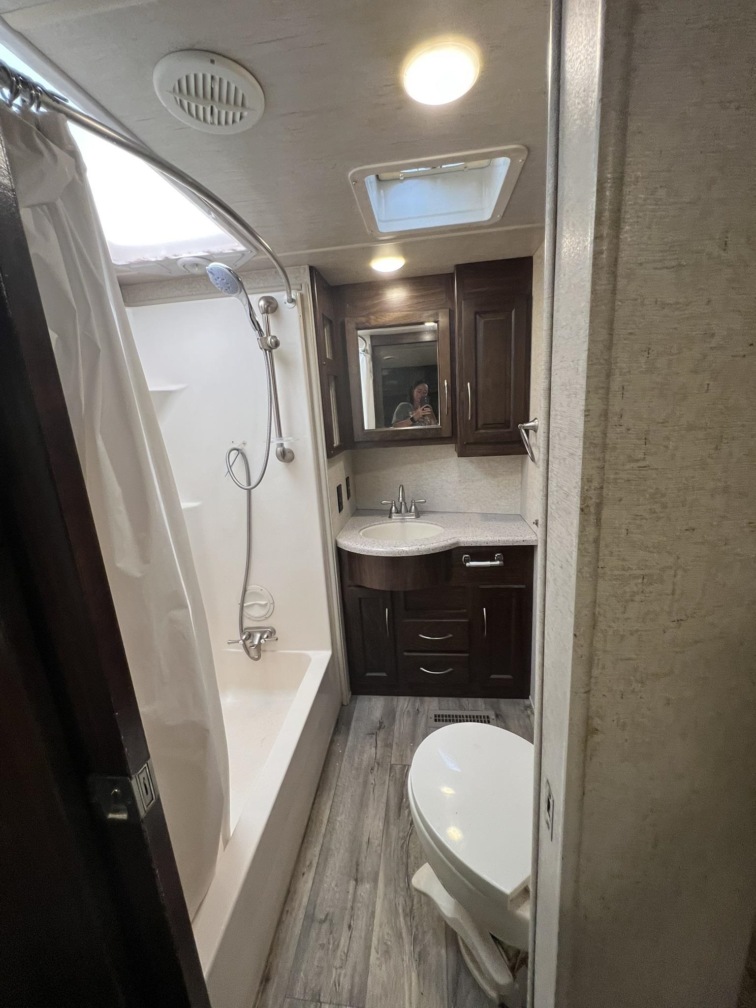 2510 Old Larkin  Melbourne, AR