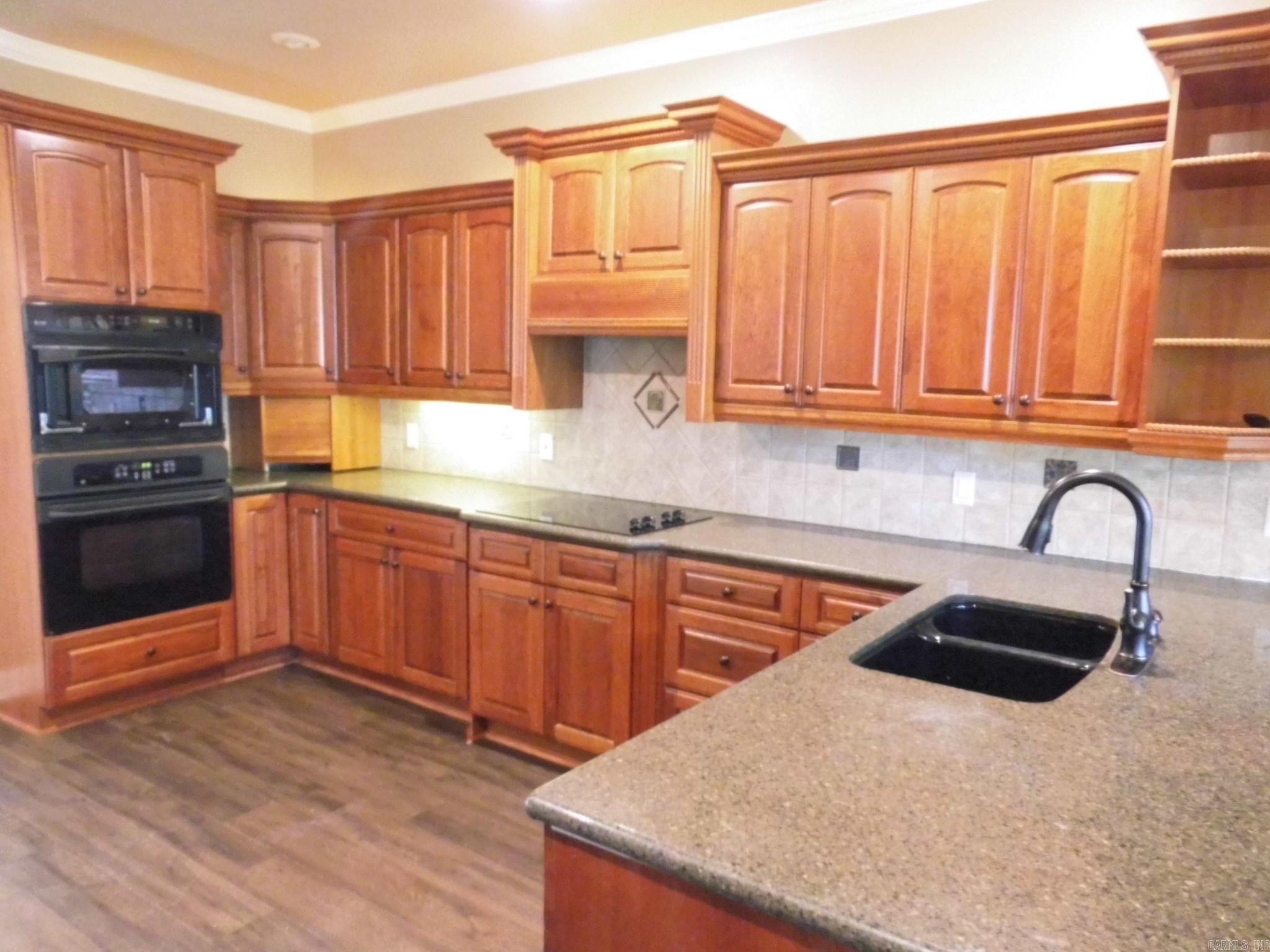 335 Mckenzie Hensley, AR 72065