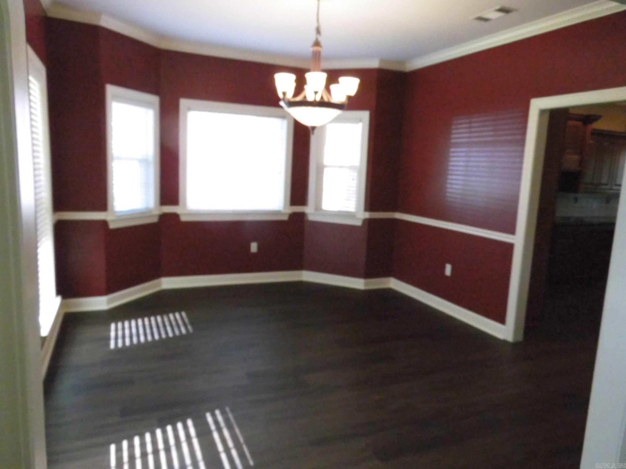 335 Mckenzie Hensley, AR 72065