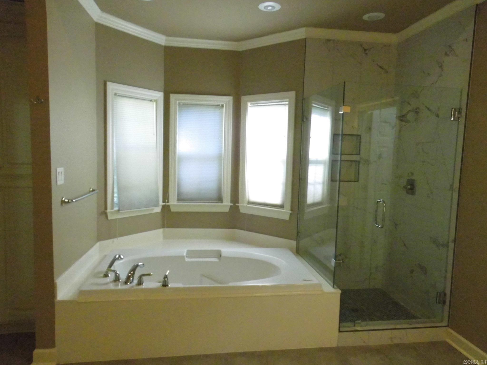 335 Mckenzie Hensley, AR 72065