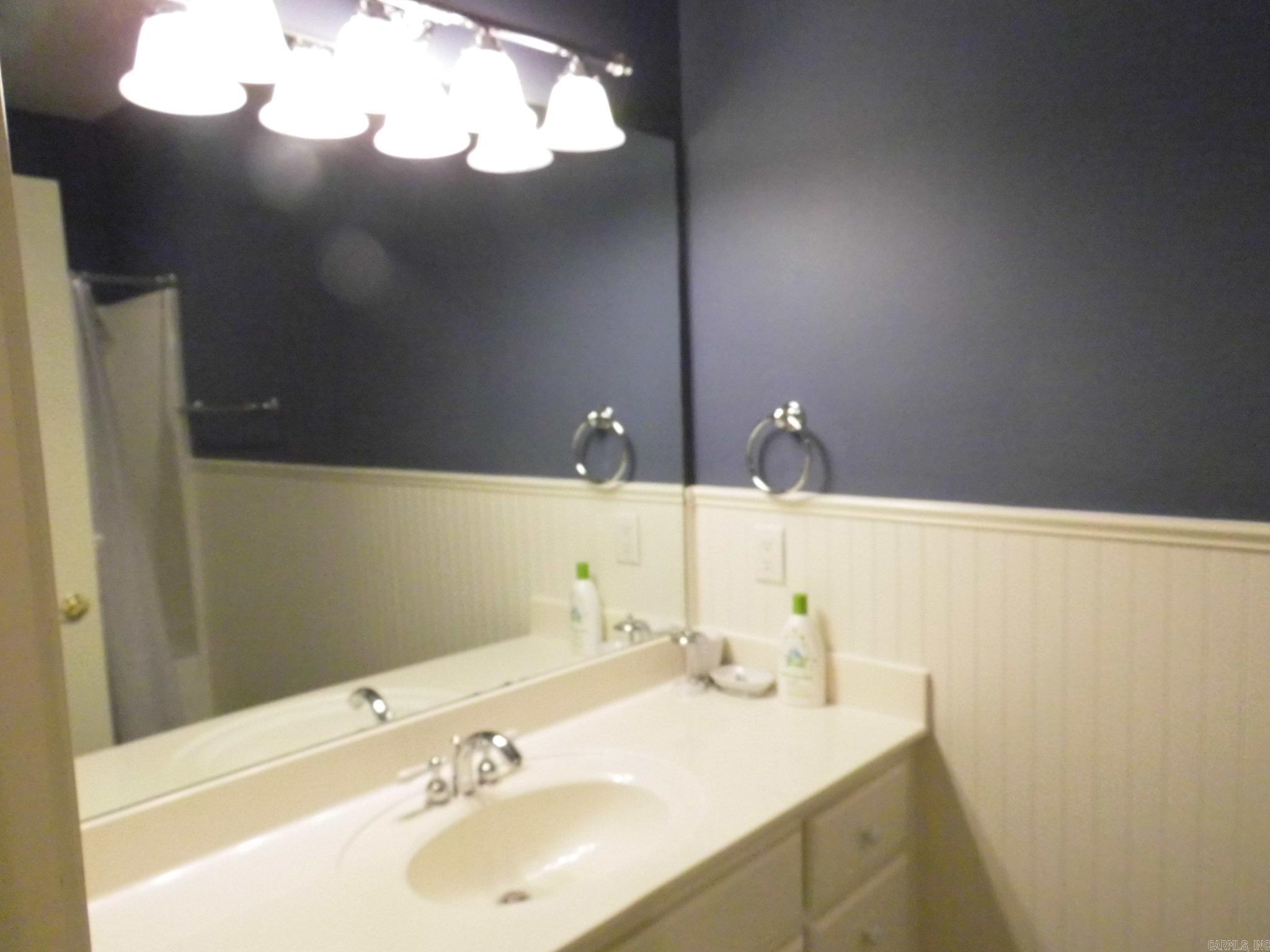 335 Mckenzie Hensley, AR 72065