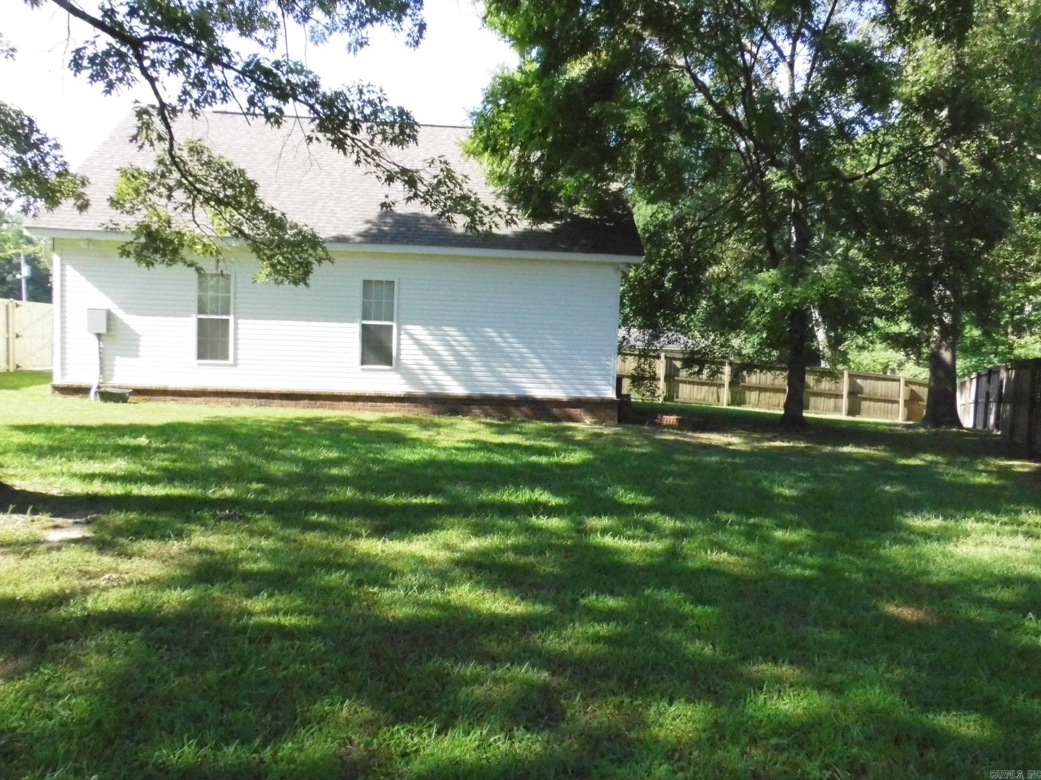 335 Mckenzie Hensley, AR 72065