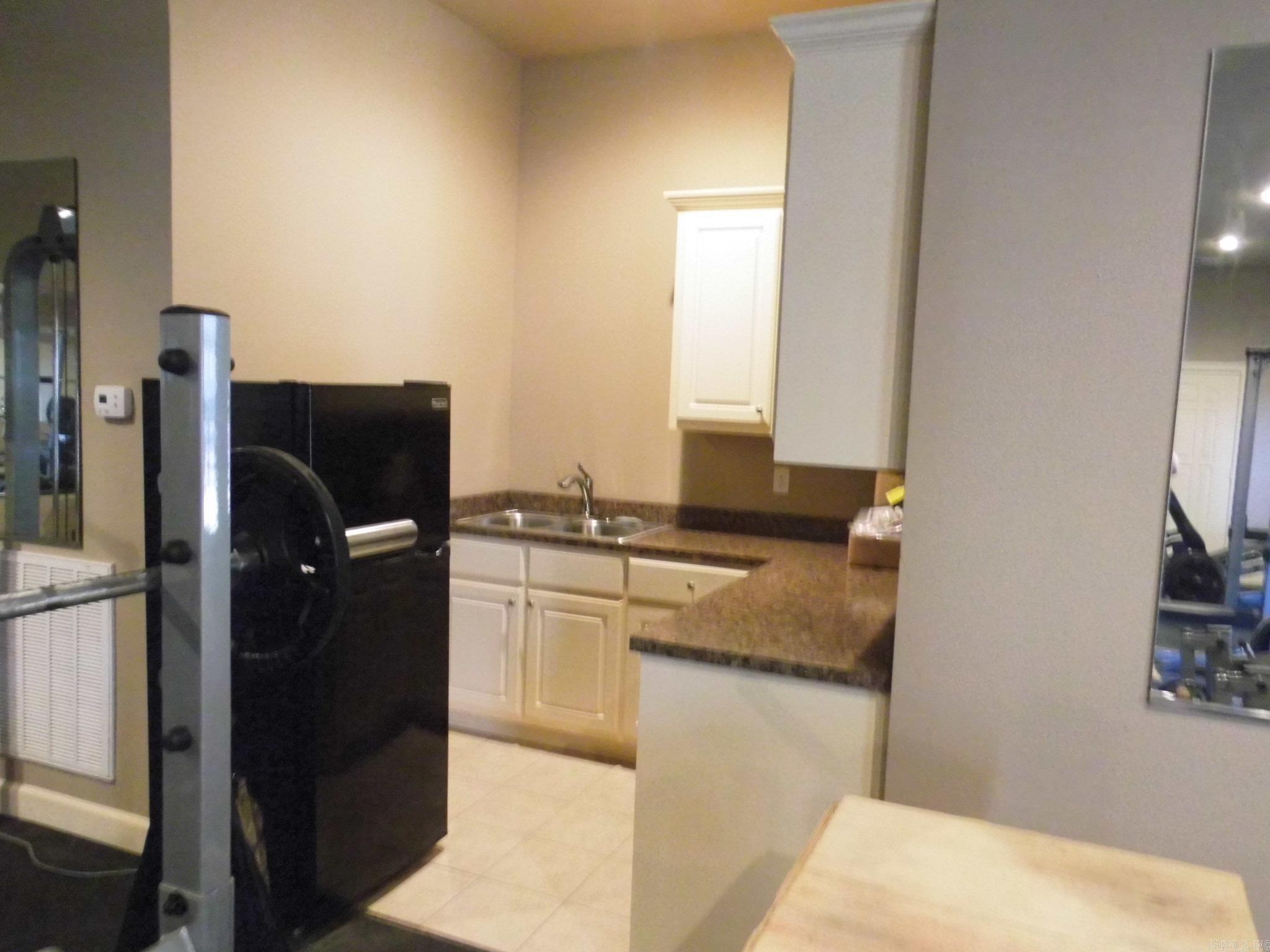 335 Mckenzie Hensley, AR 72065