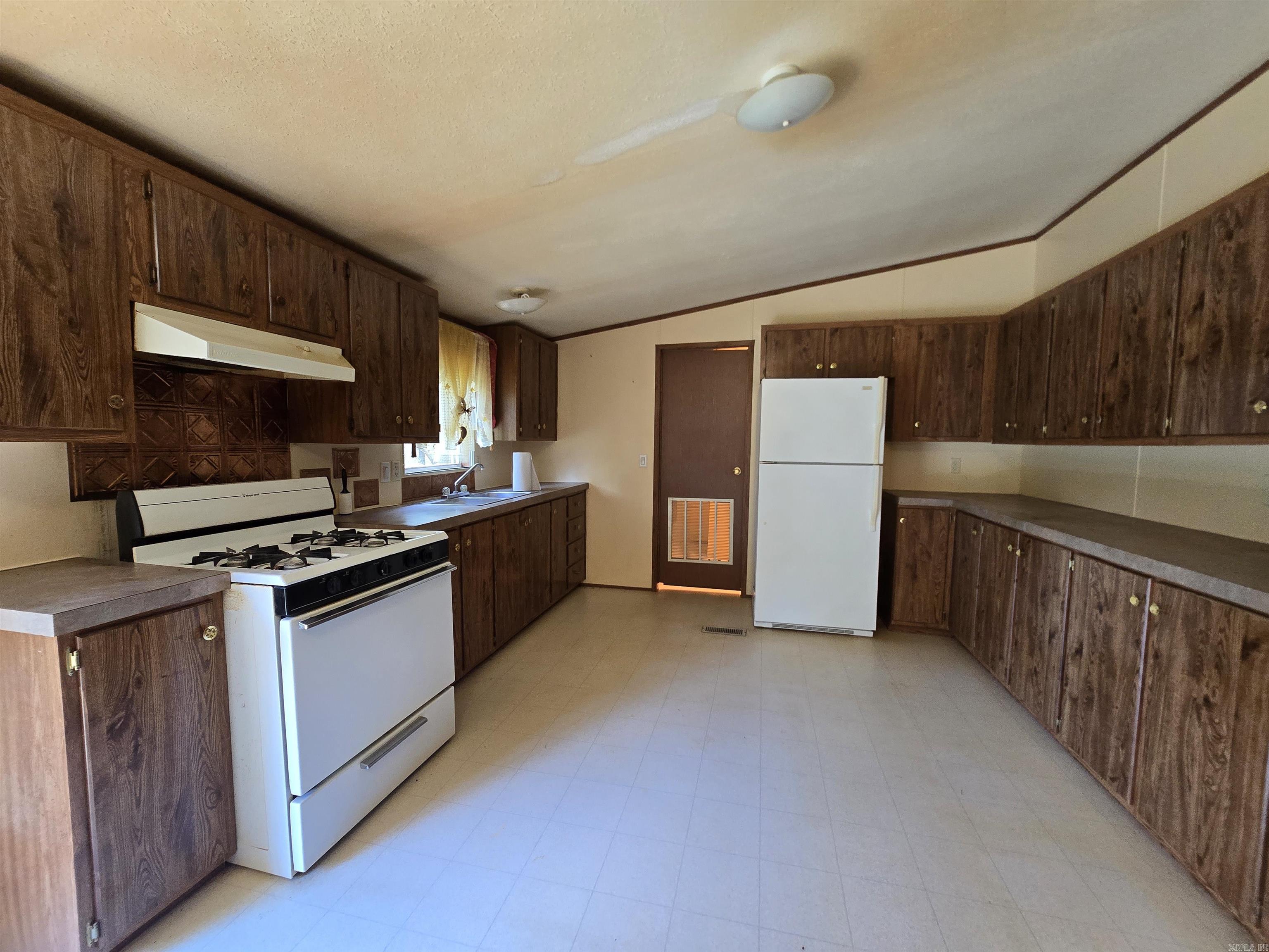 485 & 497 CR 176  Mountain Home, AR