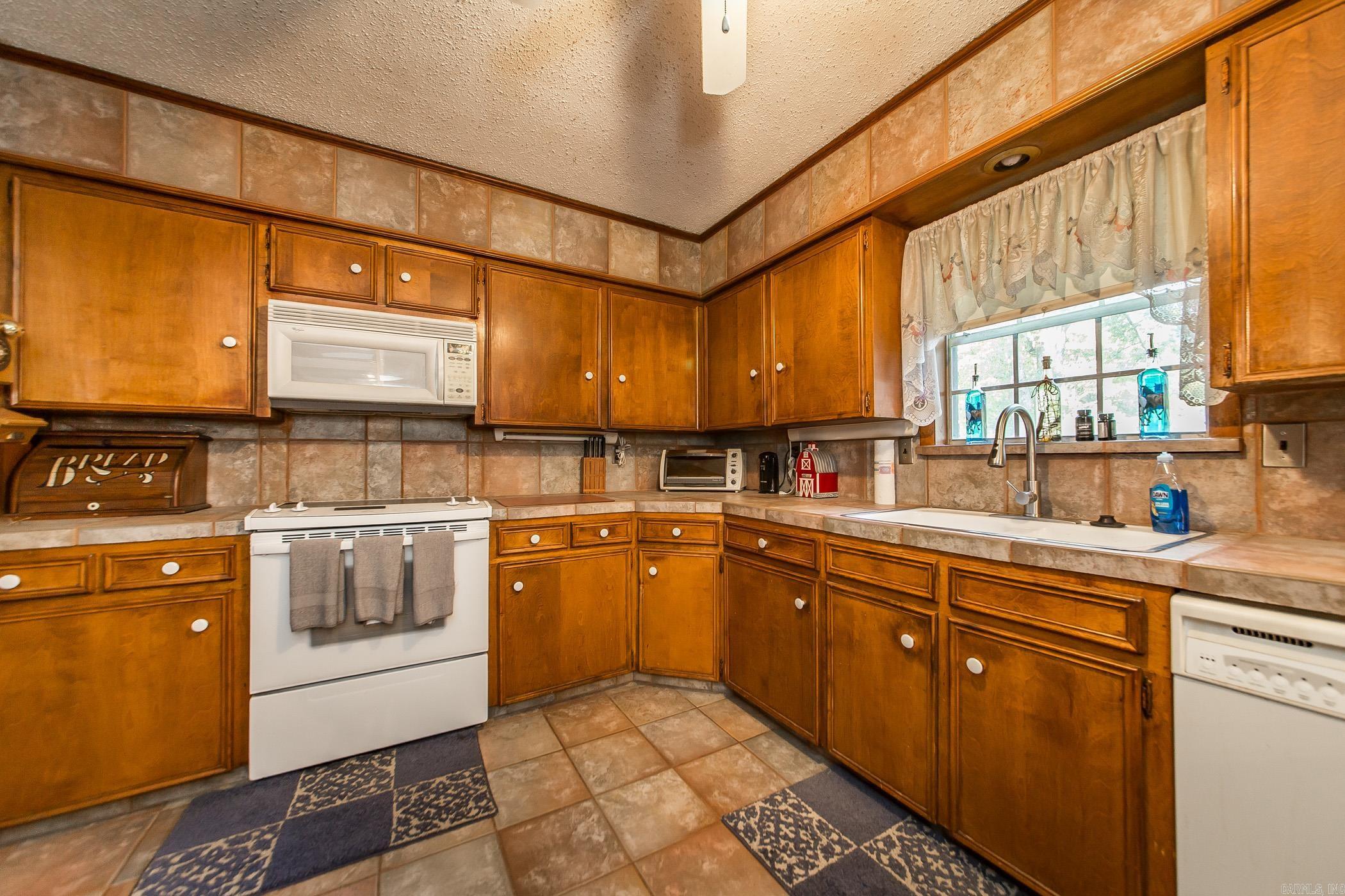 3707 Mount Carmel Rd  Bryant, AR