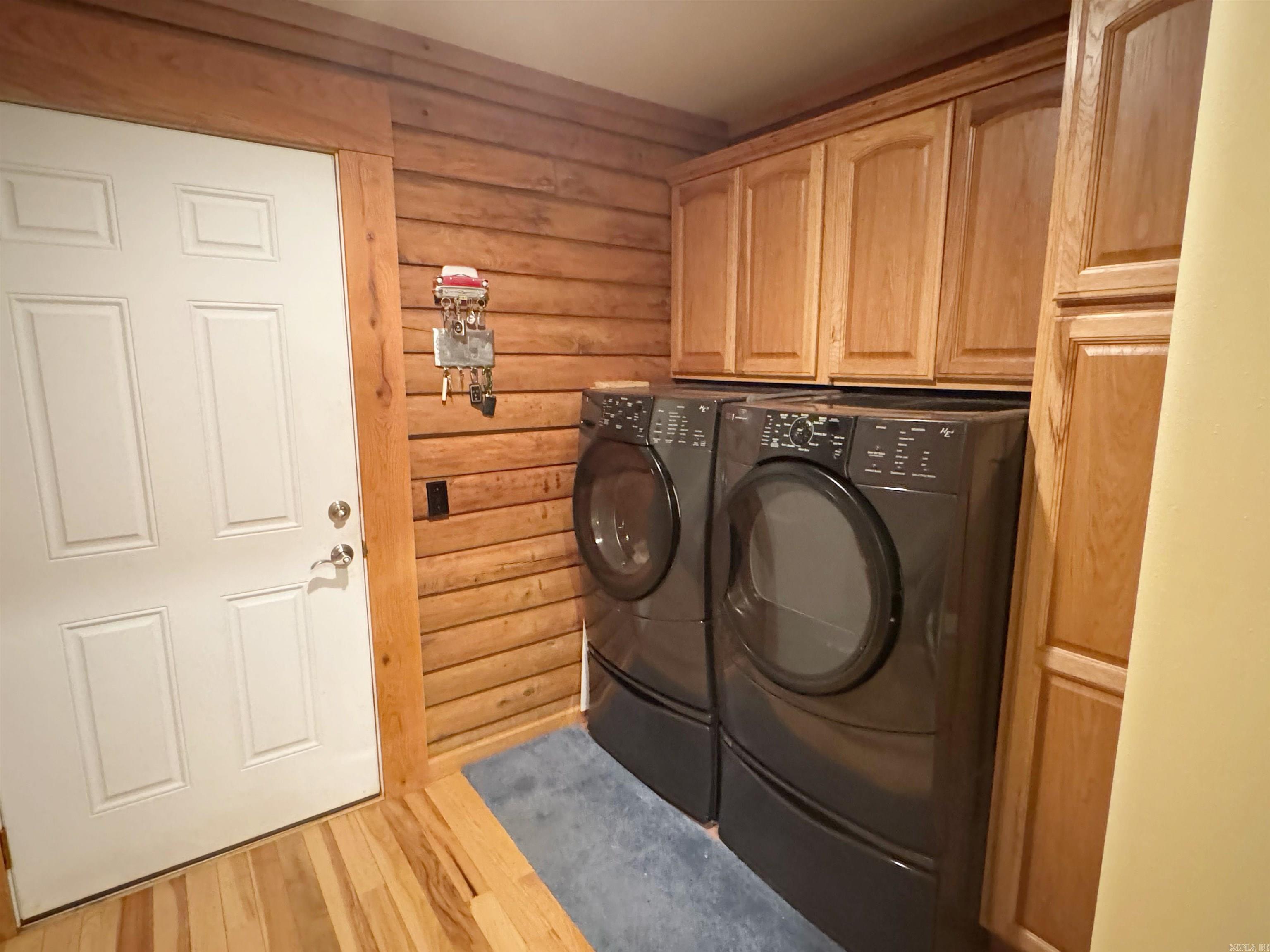 4003 Sunny Fox Rd  Mountain View, AR