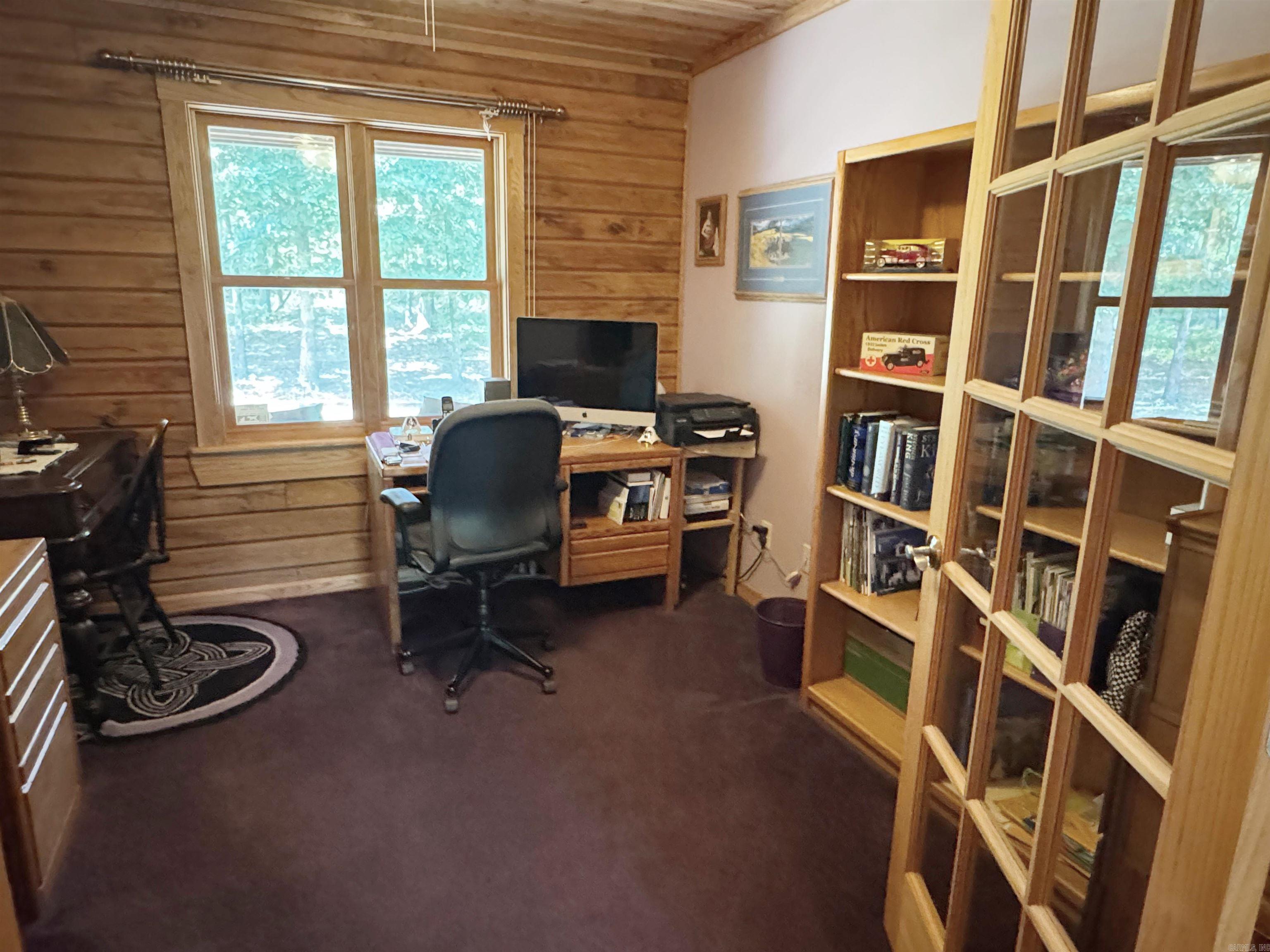 4003 Sunny Fox Rd  Mountain View, AR