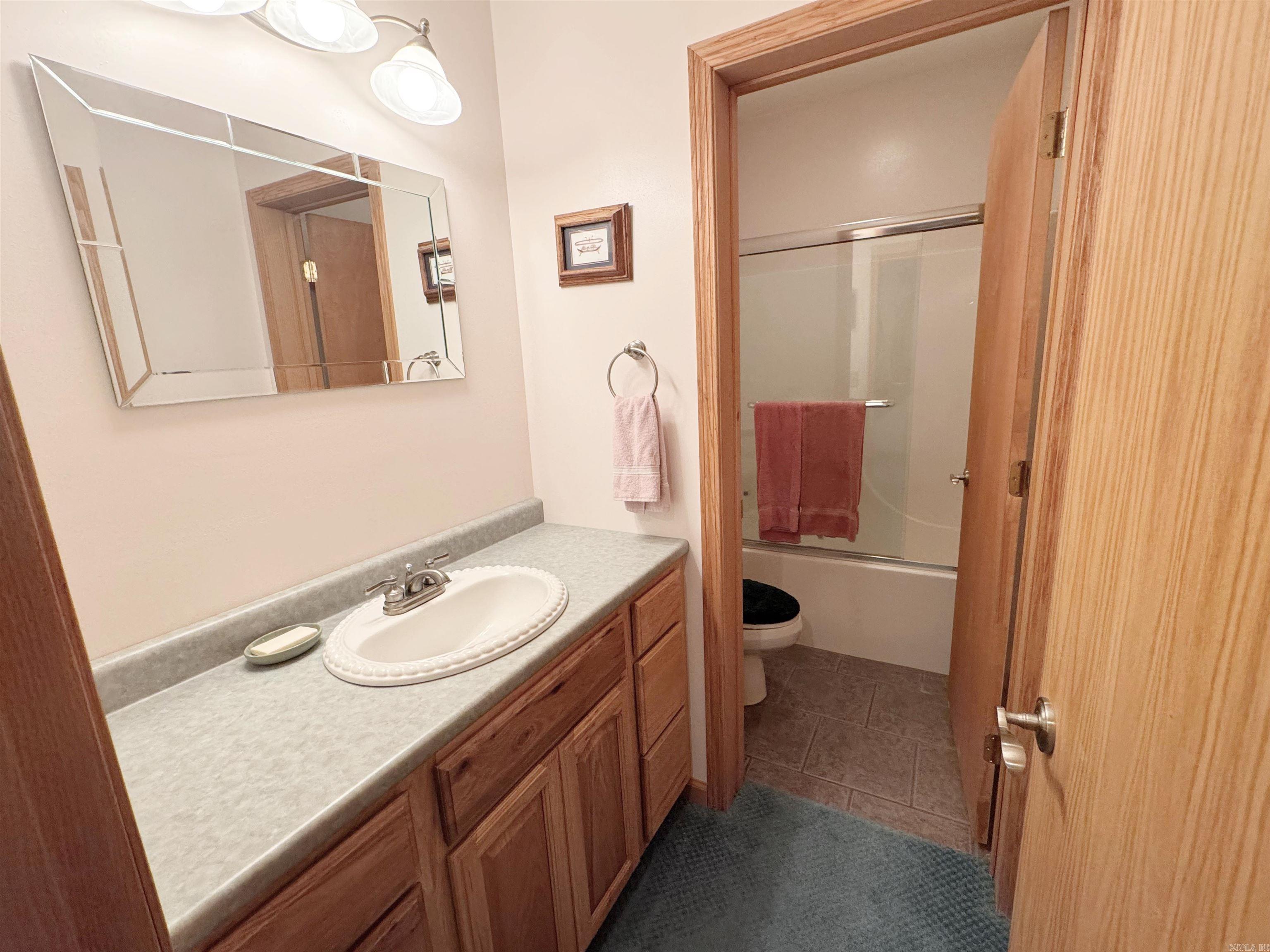 4003 Sunny Fox Rd  Mountain View, AR