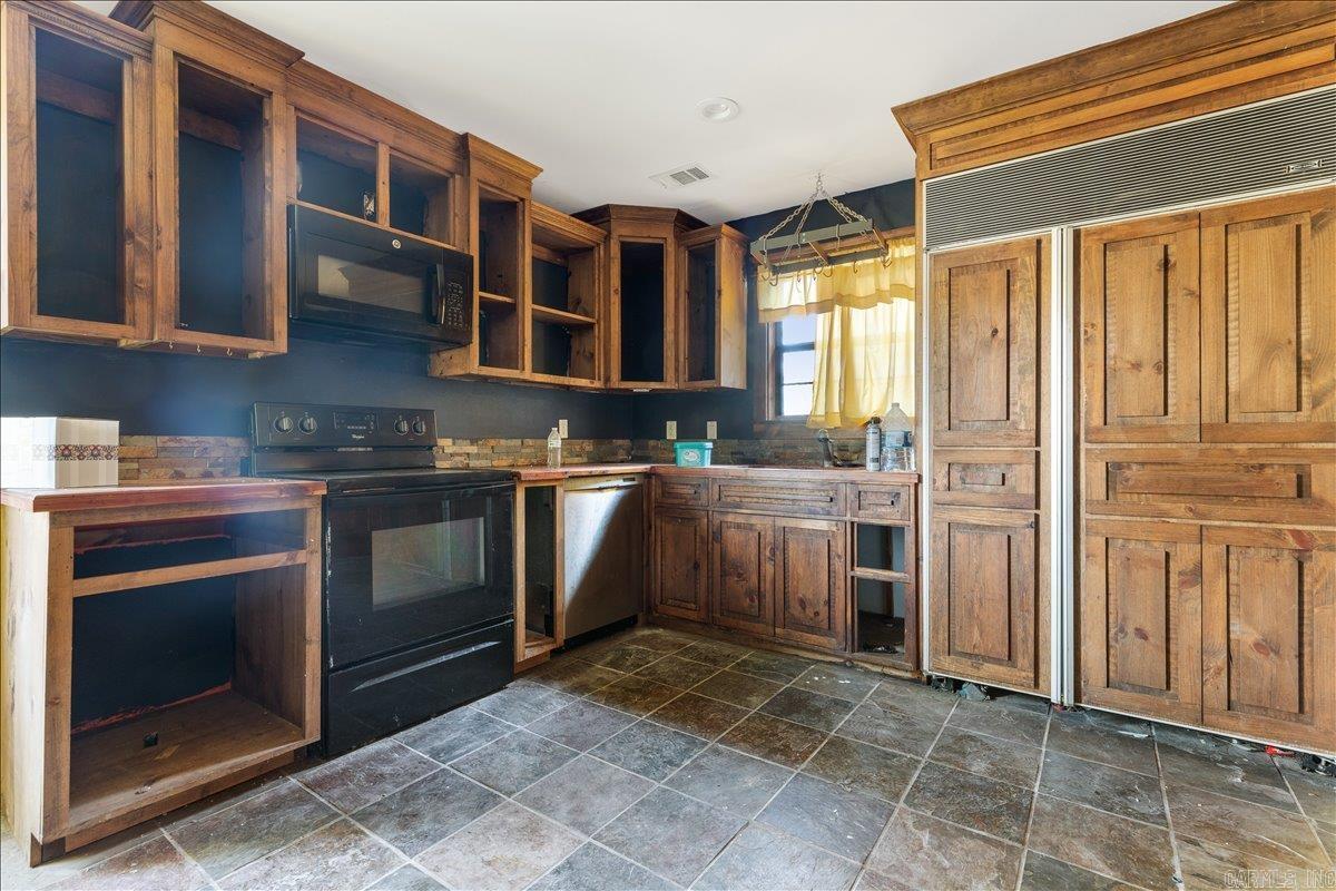 15 Glory  Houston, AR