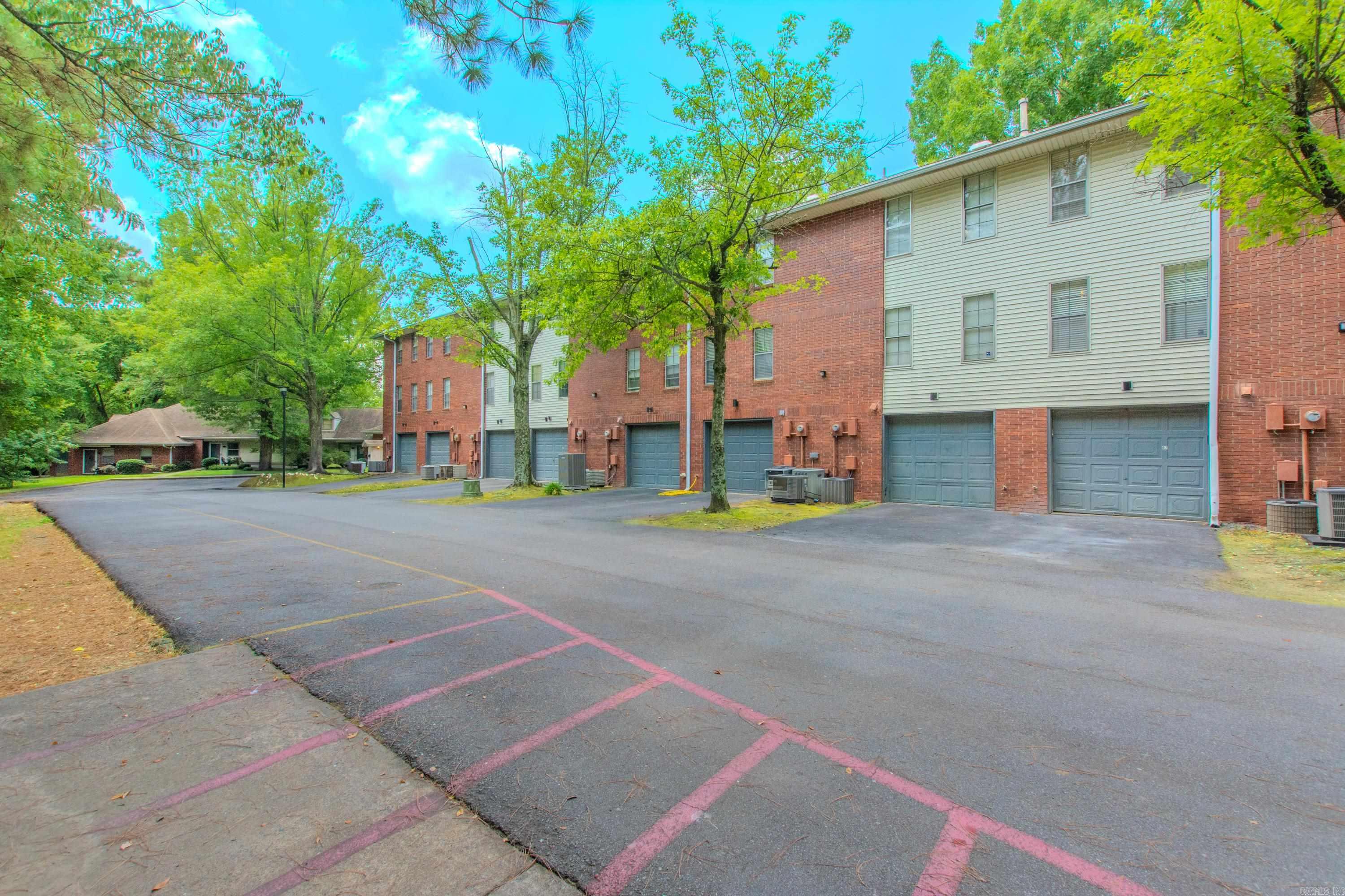 2221 Wentwood Valley Drive Little Rock, AR 72212