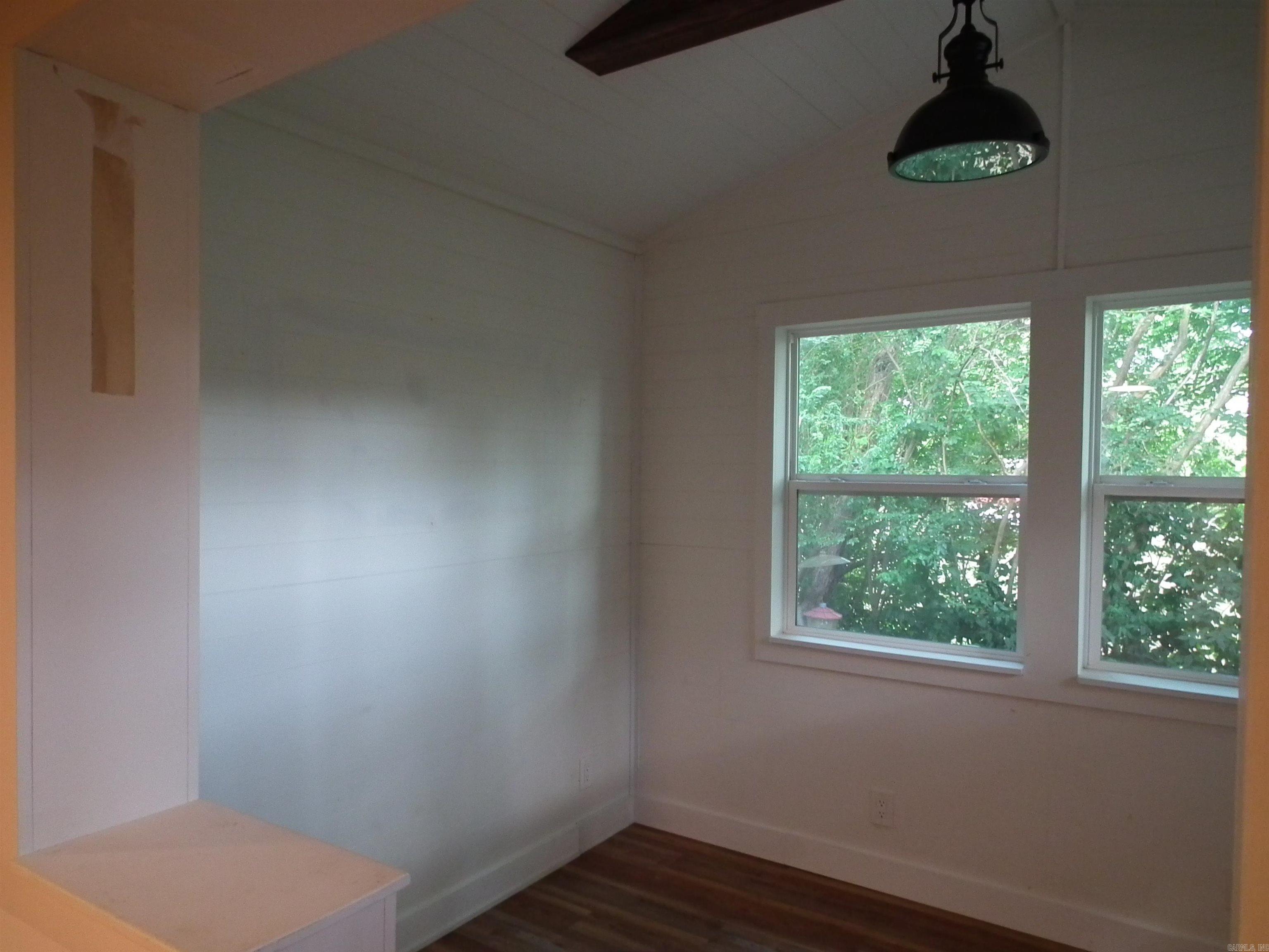 909 South  Heber Springs, AR