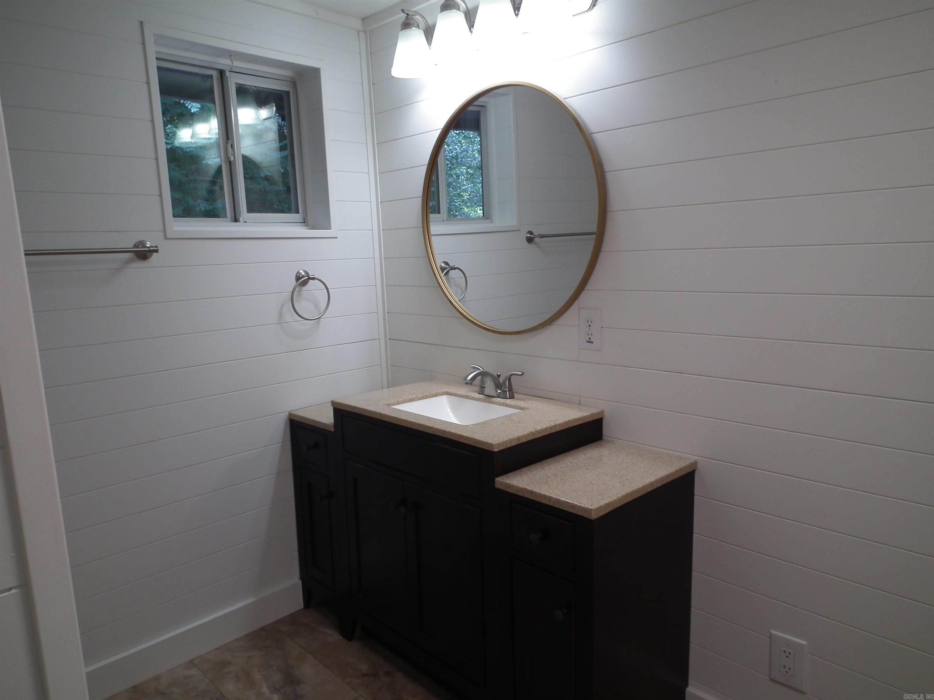 909 South  Heber Springs, AR