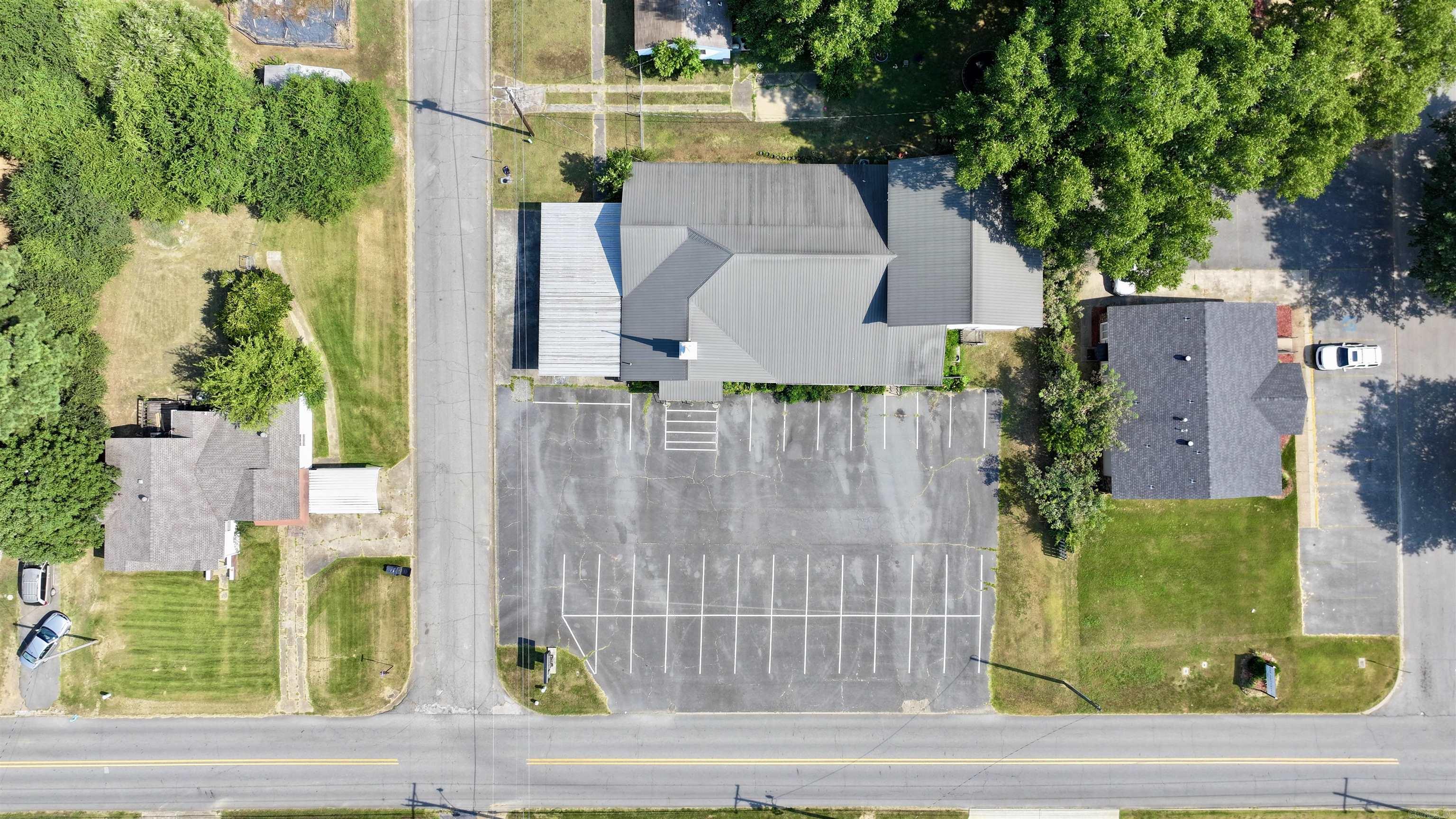 1600 E Moore  Searcy, AR