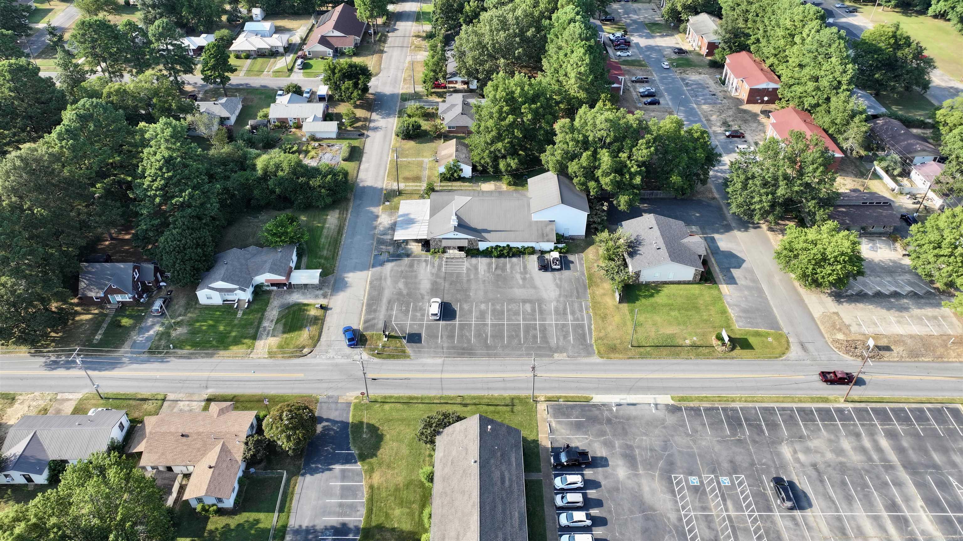 1600 E Moore  Searcy, AR