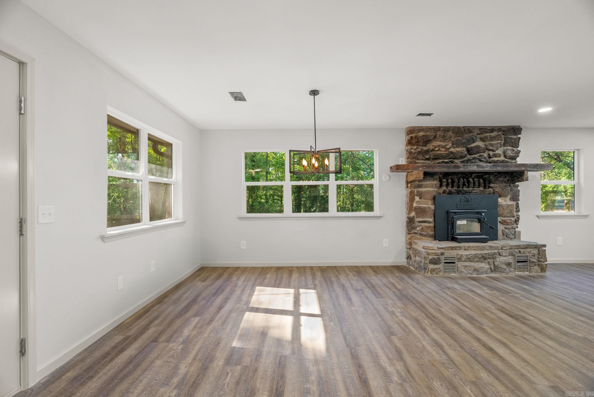 2412 S HWY 9 Perryville, AR 72126