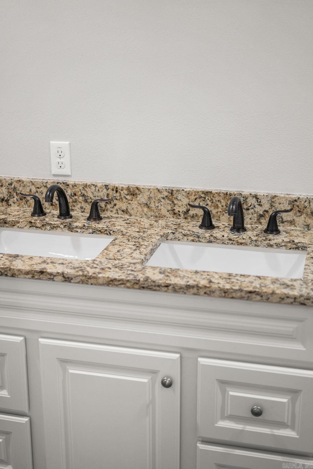 2412 S HWY 9 Perryville, AR 72126