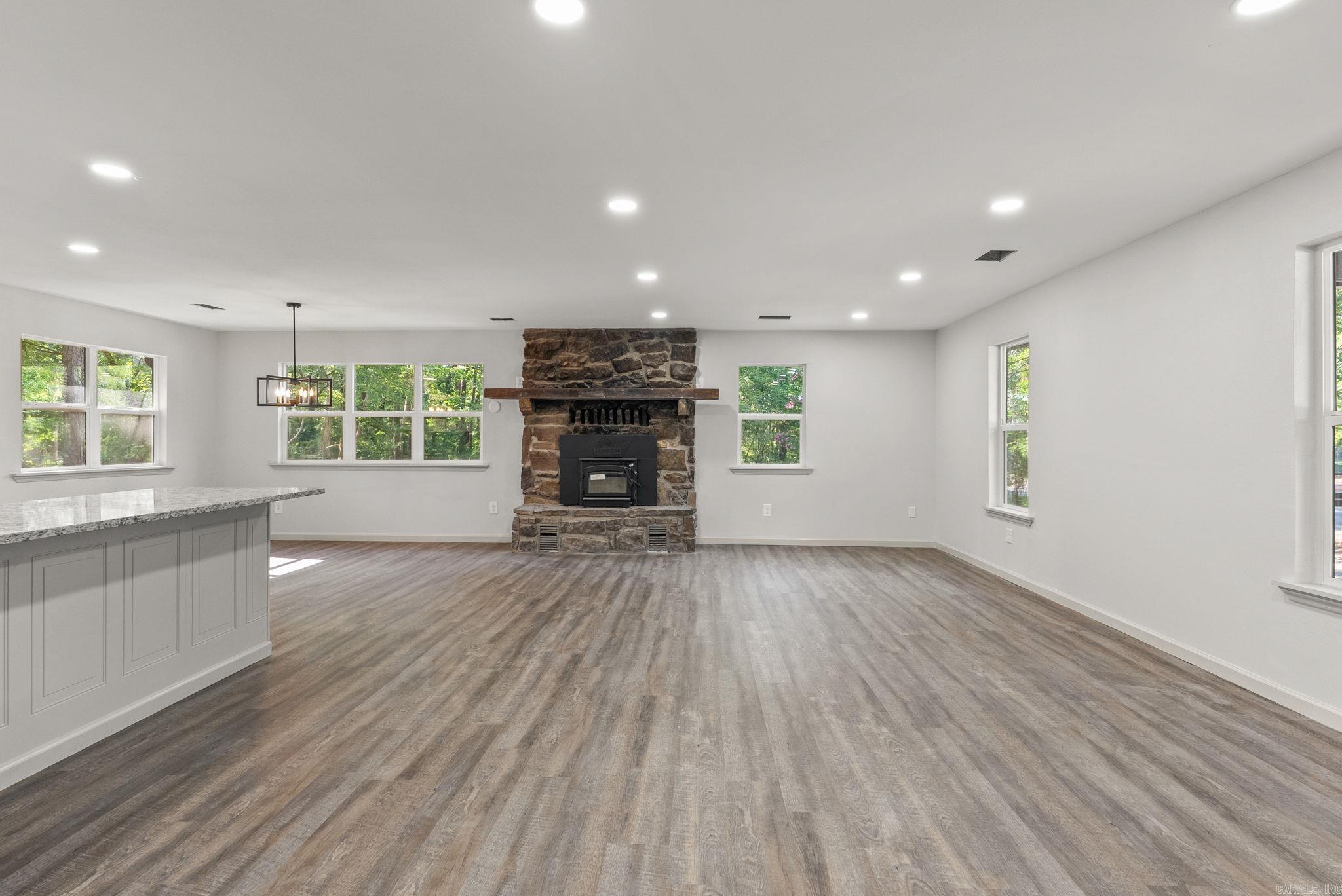 2412 S HWY 9 Perryville, AR 72126