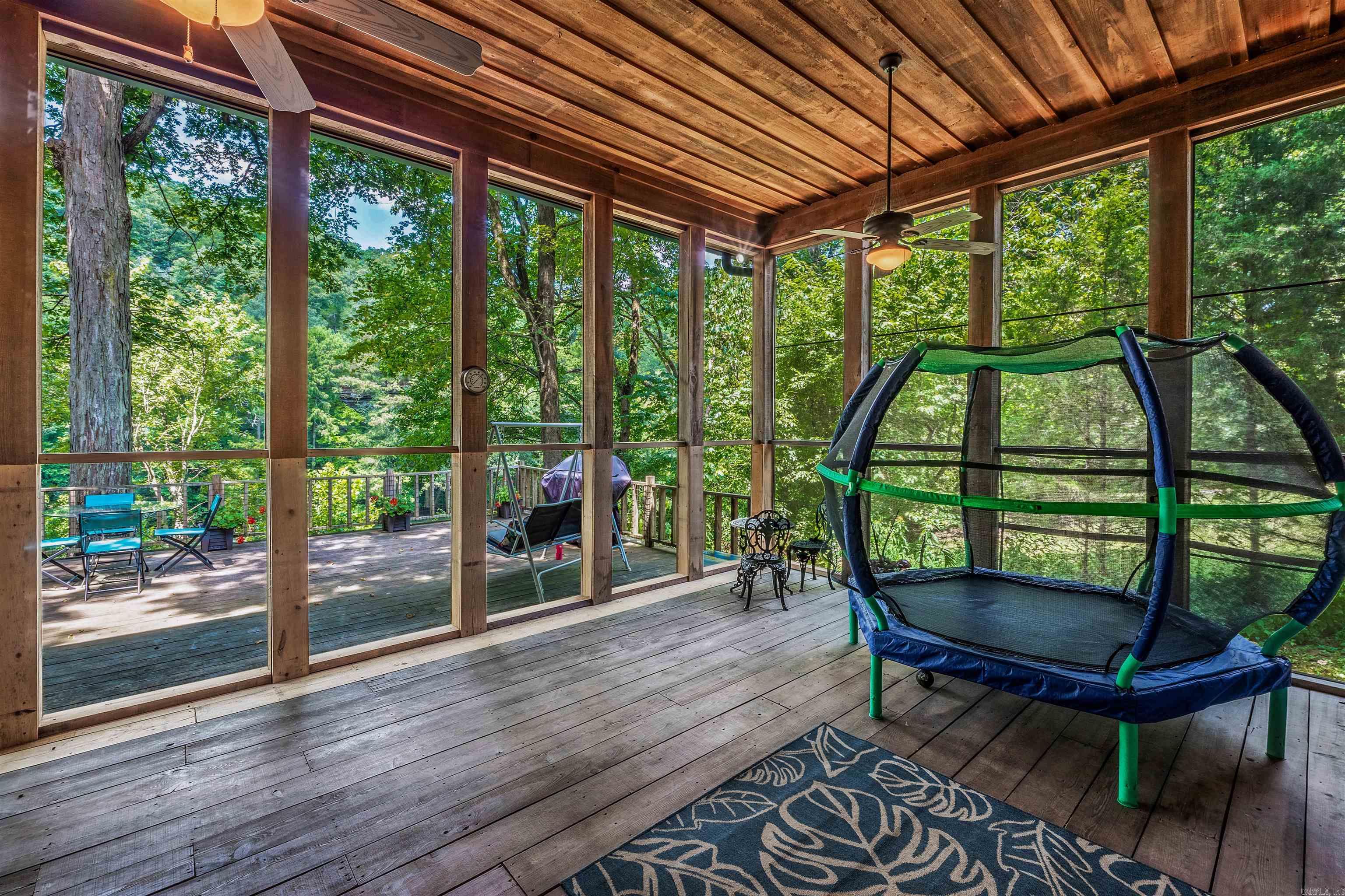 111 N Riverfront Trail Judsonia, AR 72081