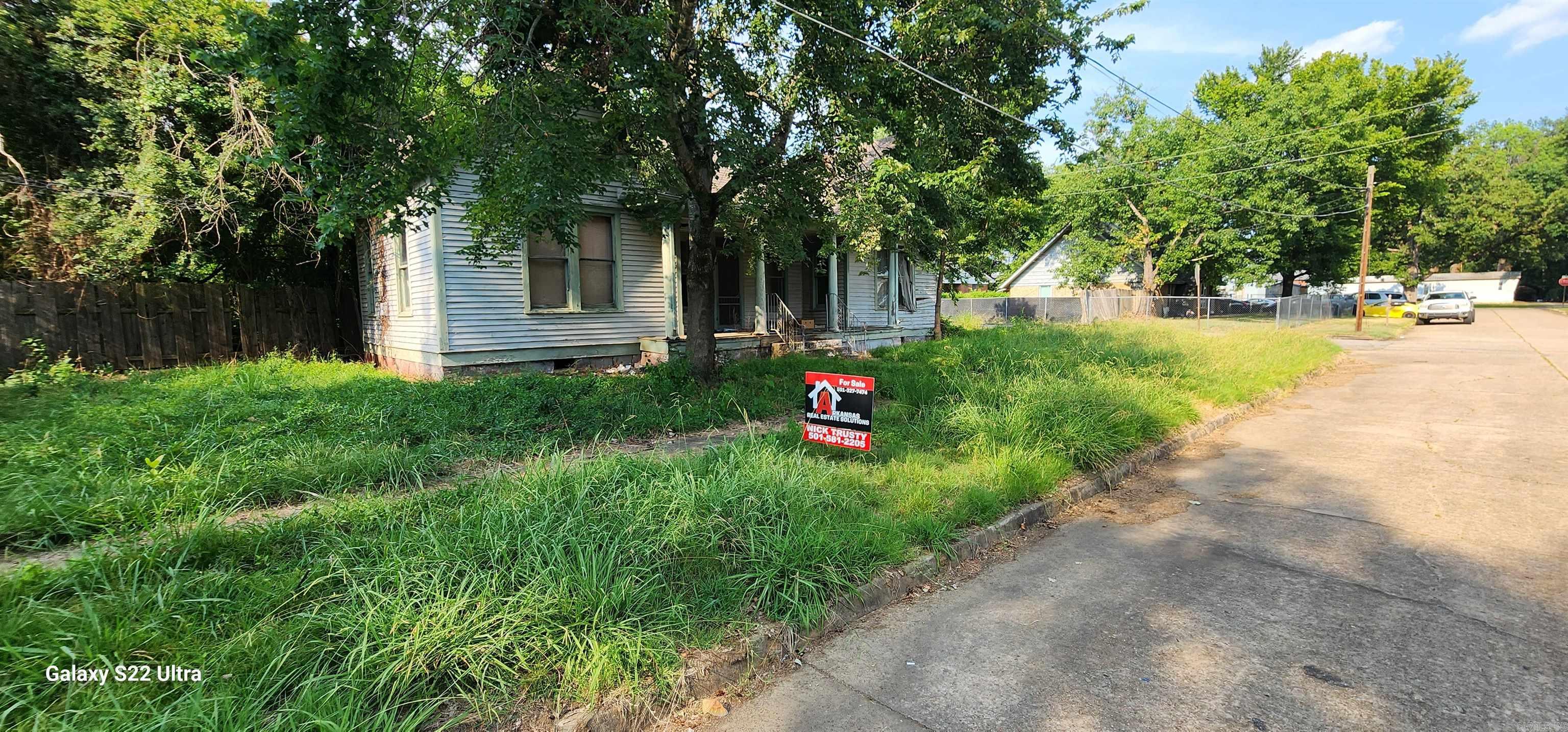 311 E Church Street Paris, AR 72855